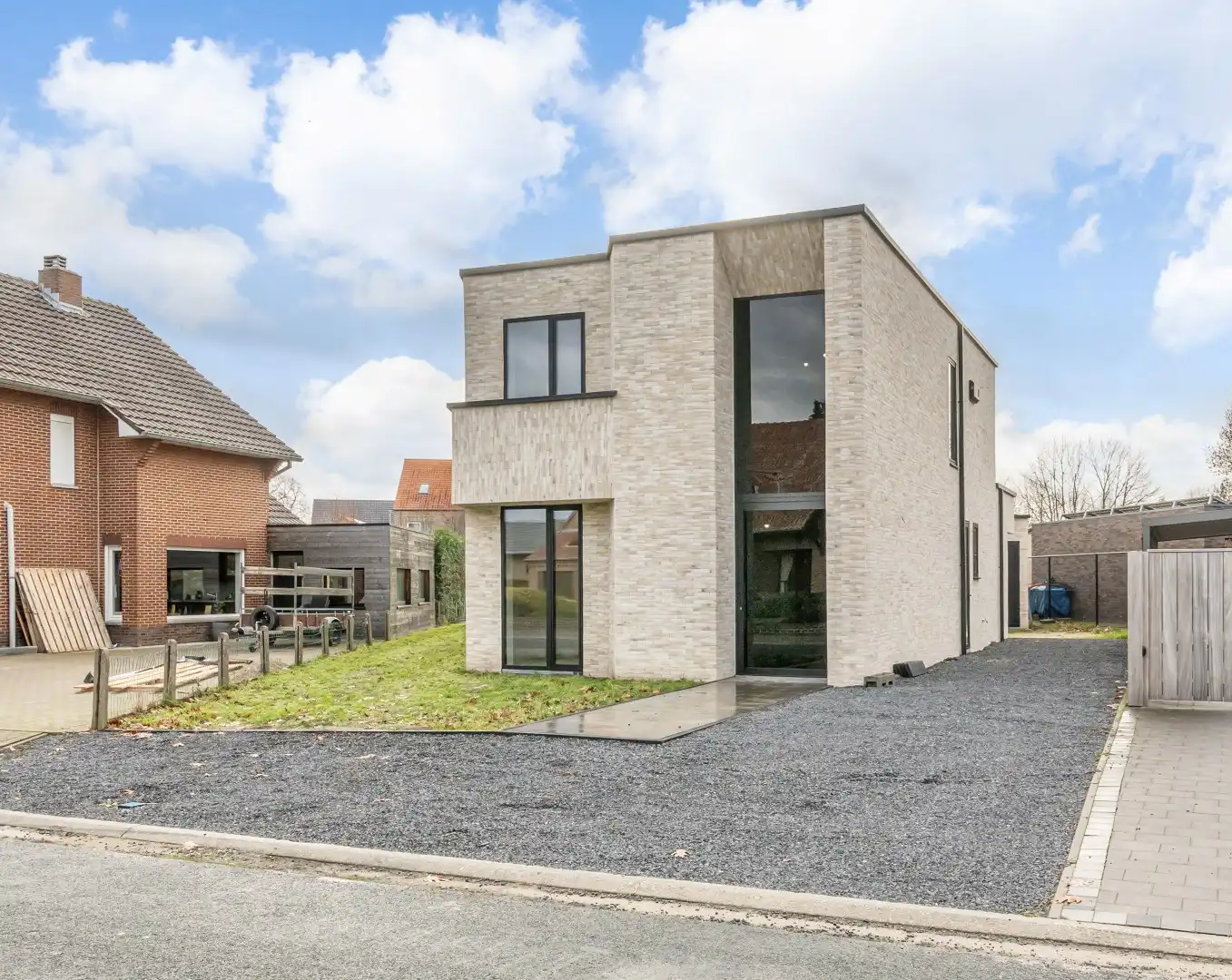 Duurzame EPC A+ | Hoogwaardige CASCO+ BEN-woning met 26 zonnepanelen, 4 slpk, tuin op het zuiden. foto 2