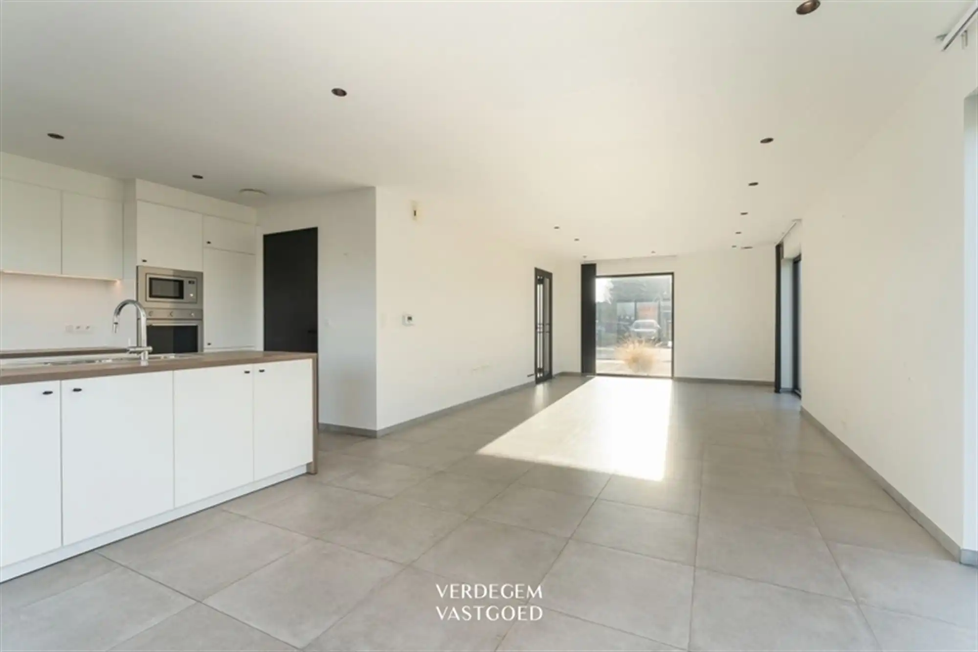 Knappe nieuwbouwwoning met 3 slaapkamers en weidse zichten foto 9