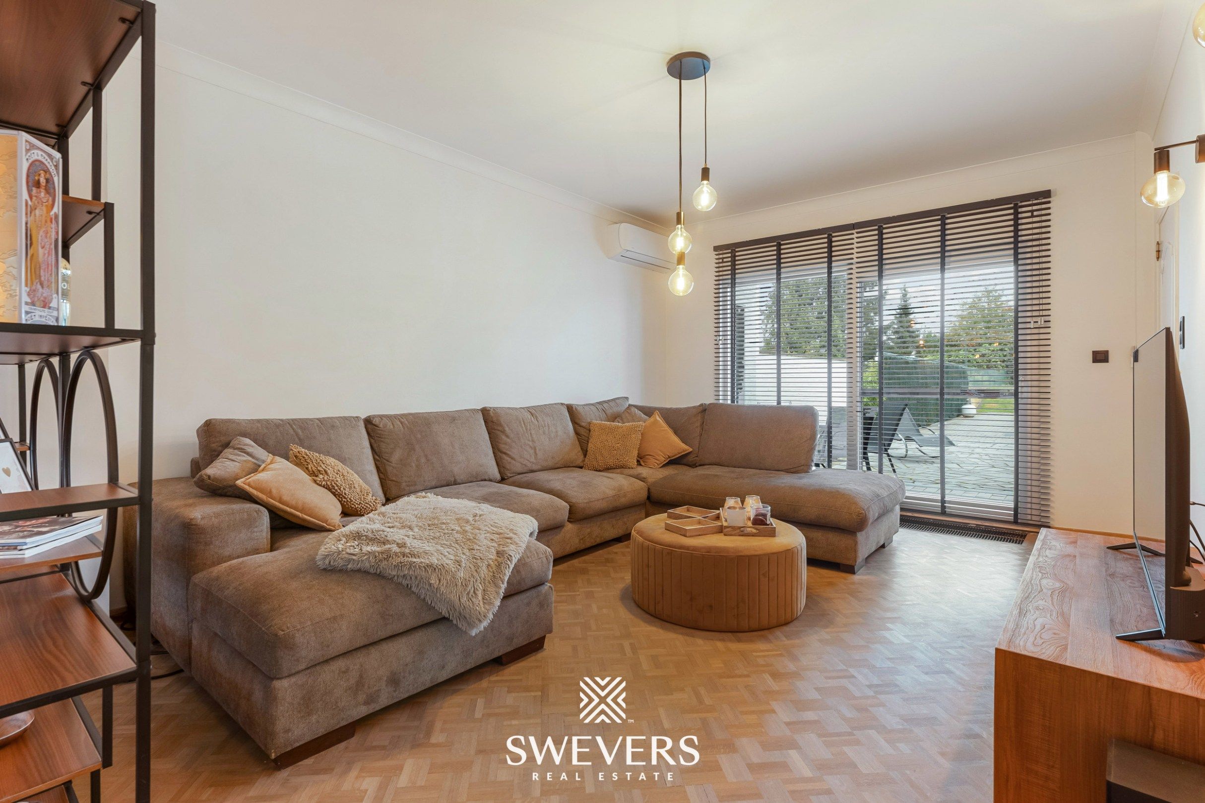 Volledig vernieuwd pareltje met terras, balkon & loods in Riemst foto 4