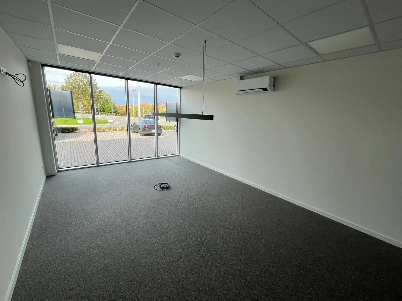 230m² kantoren foto 7