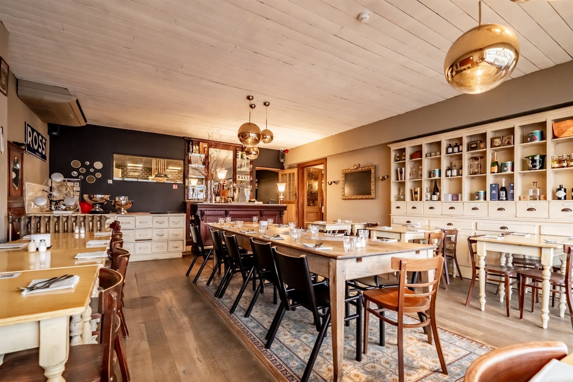 GEMENGD OPBRENGSTEIGENDOM MET HORECA - APPARTEMENTEN EN BUSINESSFLATS foto 19