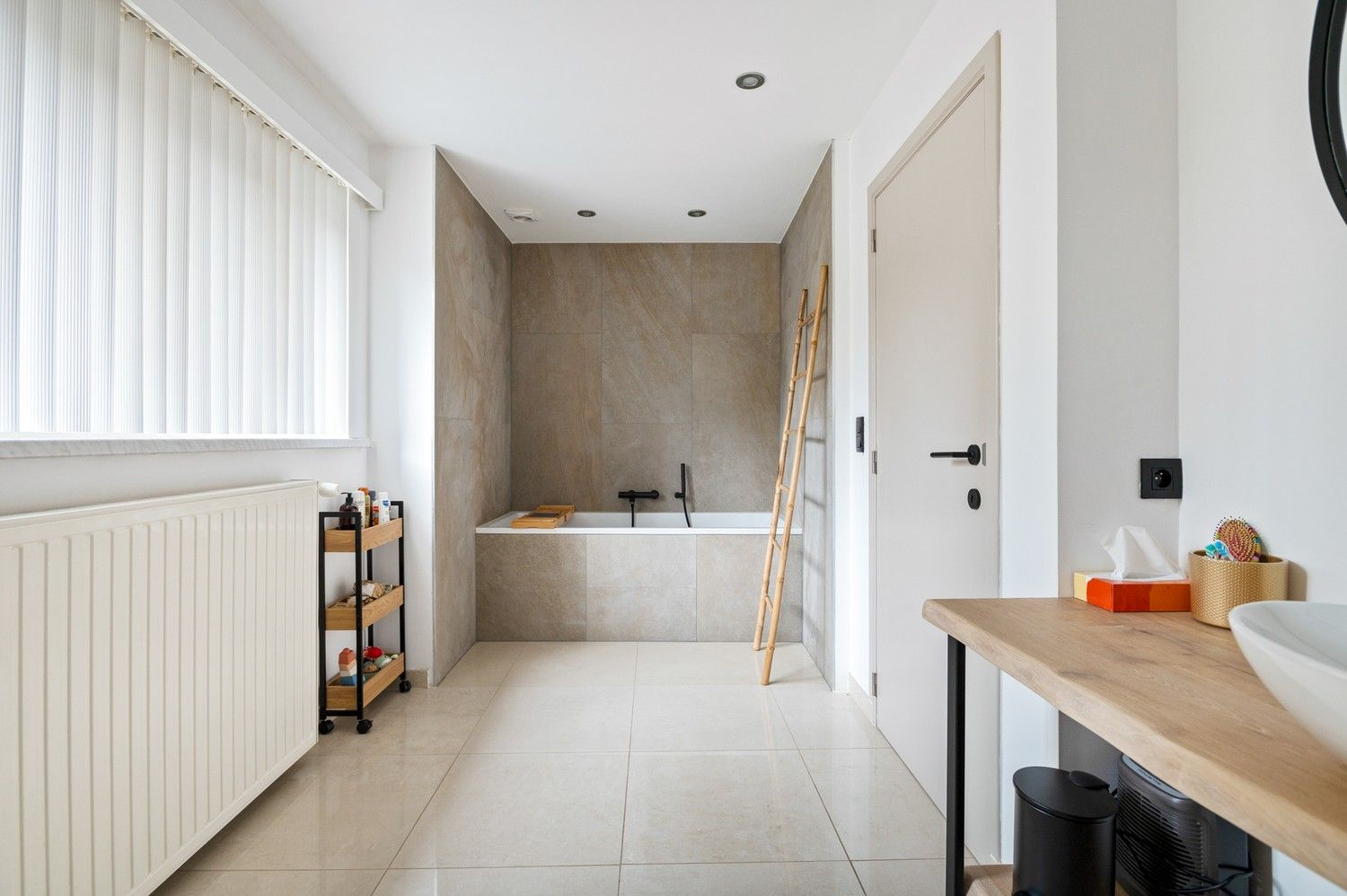Huis met 3 slaapkamers, studio en tuin te Borsbeek! foto 16
