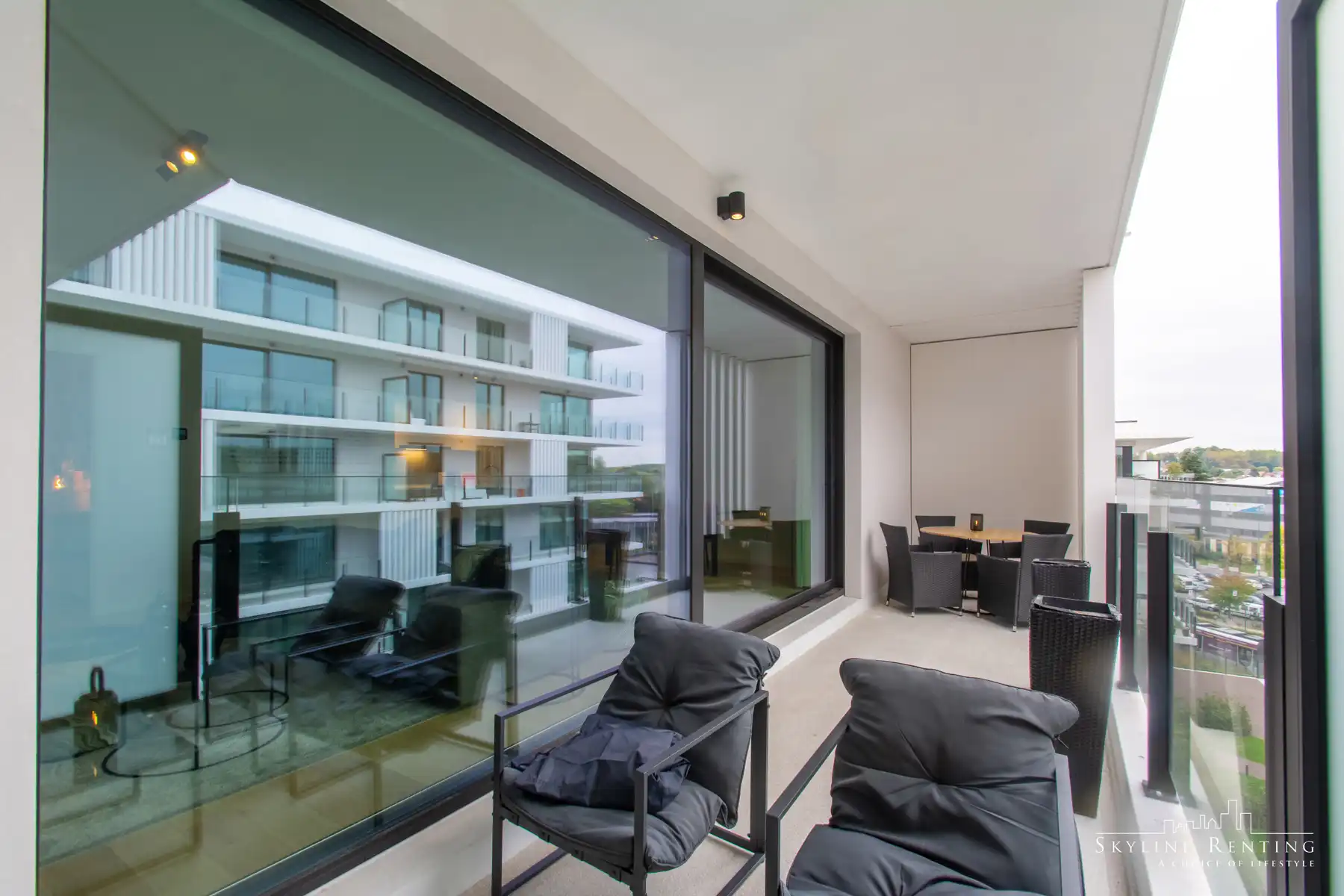 Prachtig 2 slaapkamer appartement met groot TERRAS foto 10