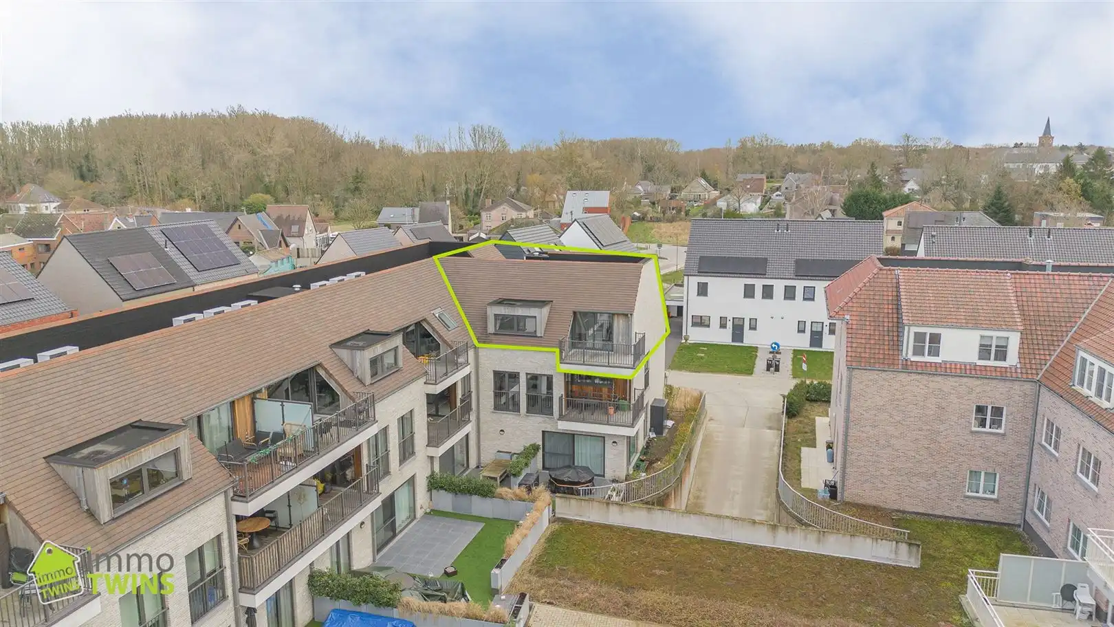 Modern nieuwbouwappartement in Serskamp foto {{pictureIndex}}