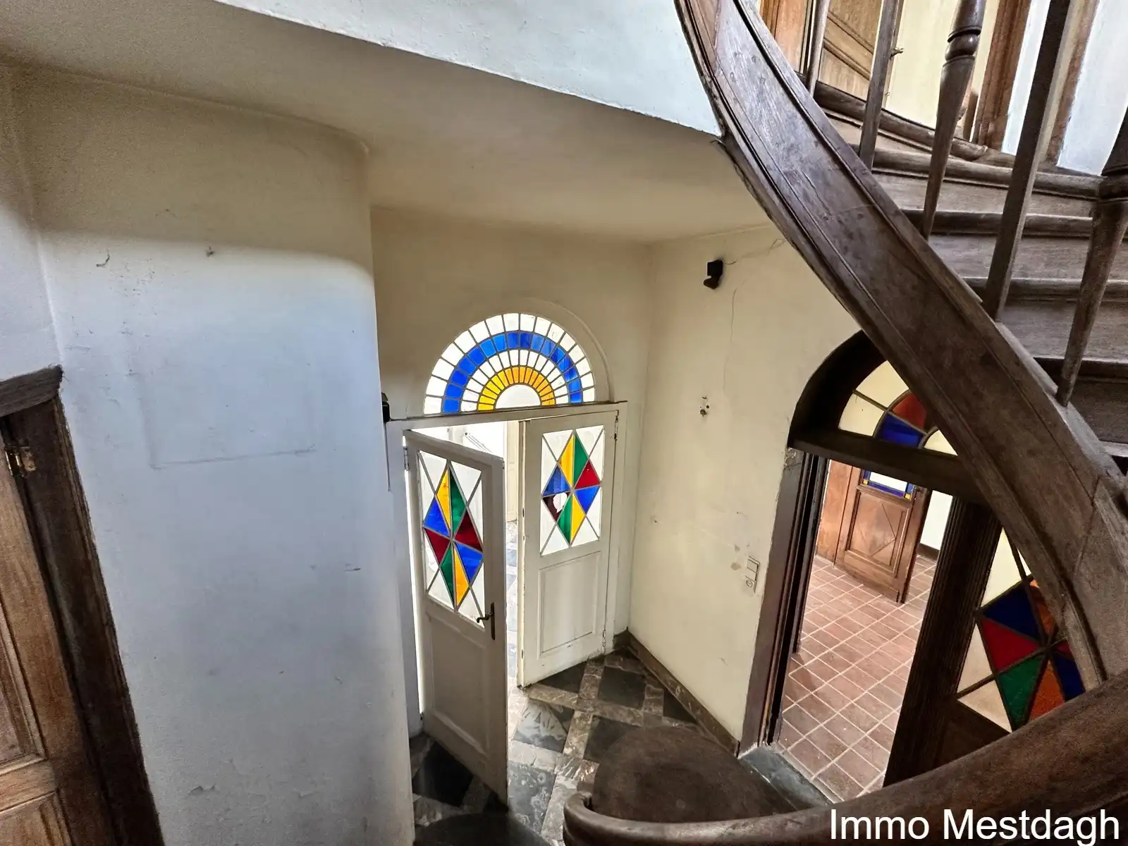 Uniek Herenhuis met tuin & garage in het centrum foto 9