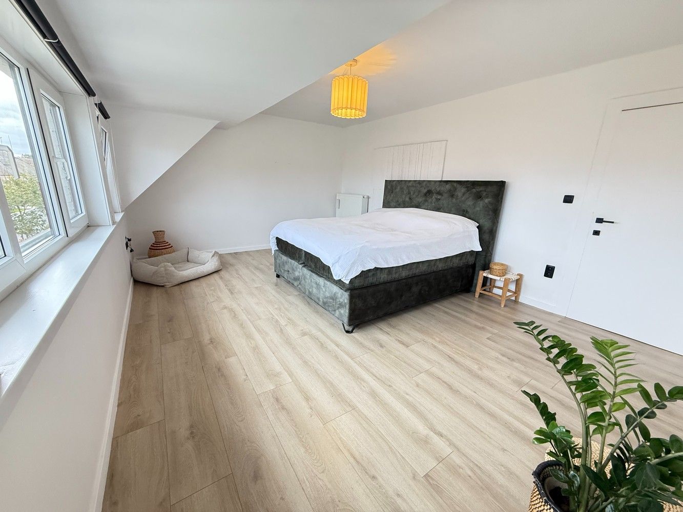 Instapklare woning met 3 Slpks en prachtige tuin foto 10