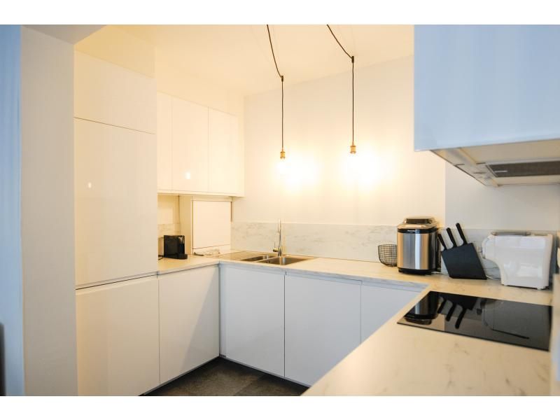Instapklaar appartement op uitstekende locatie foto 2