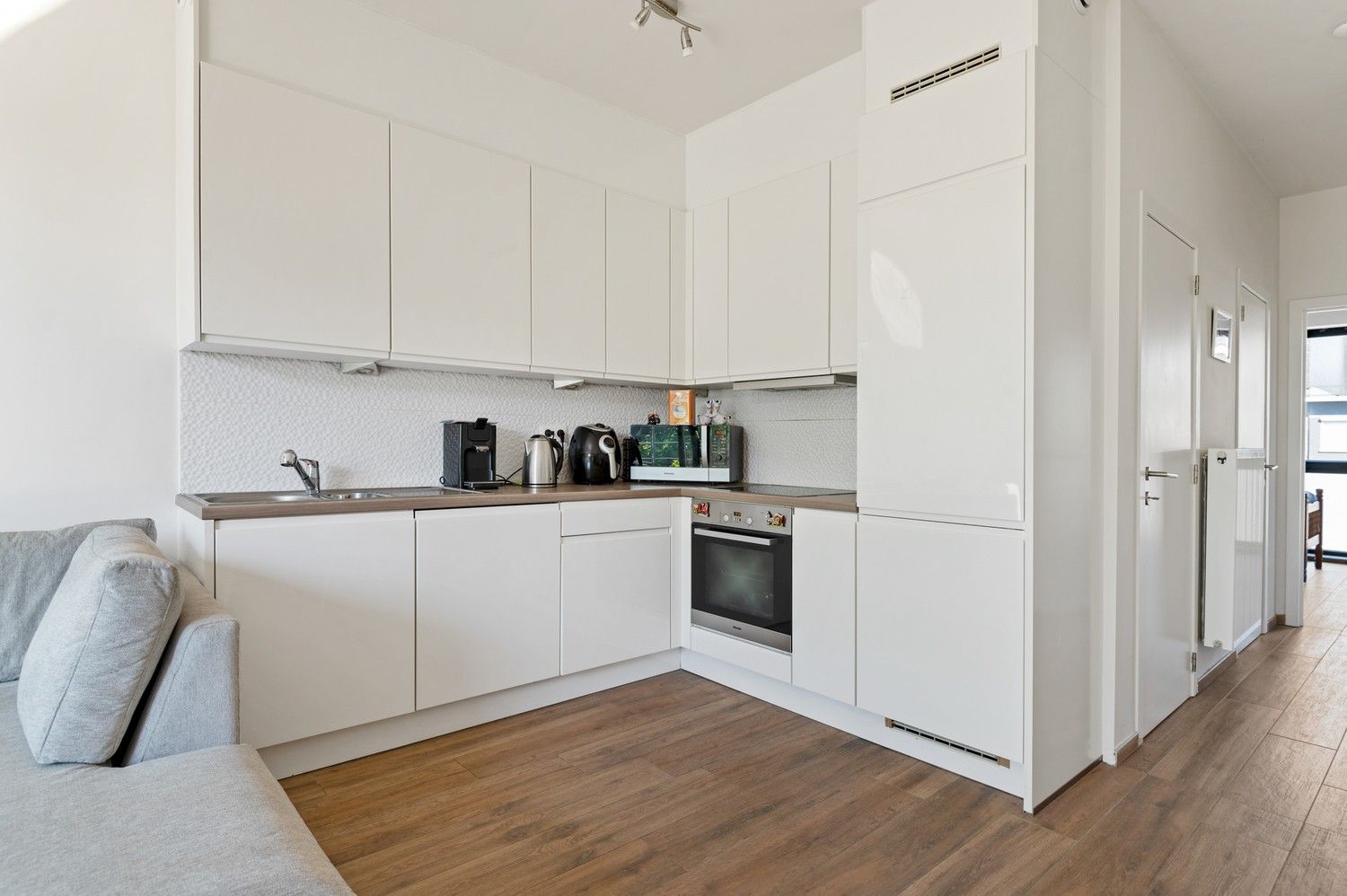 1 slaapkamer appartement met terras in Deurne! foto 2