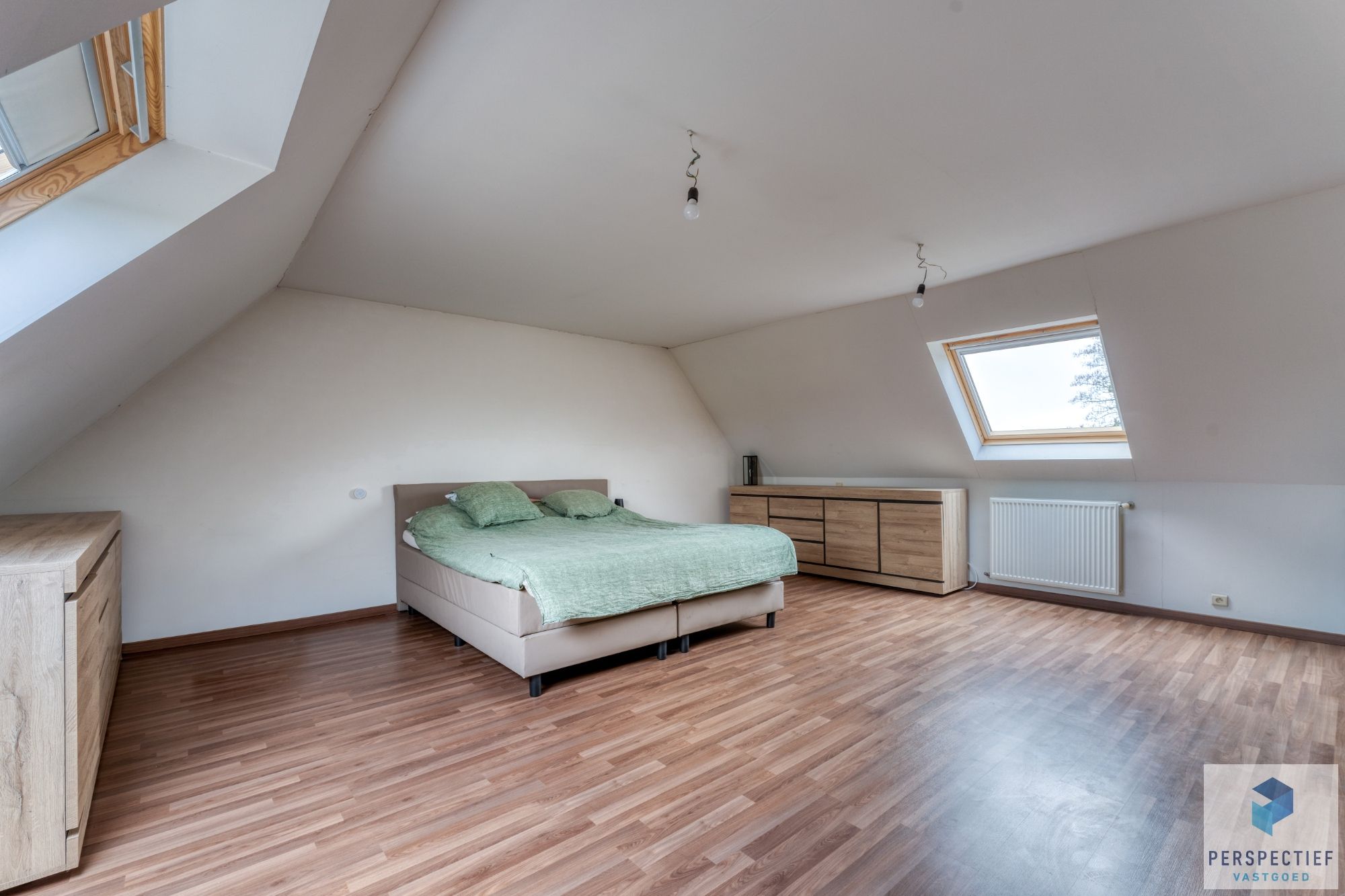 BEZOEKMOMENT ZATERDAG 20/12 VAN 15U TOT 16U30 | Ruime gerenoveerde woning met tuin & 2 privatieve autostaanplaatsen foto 18