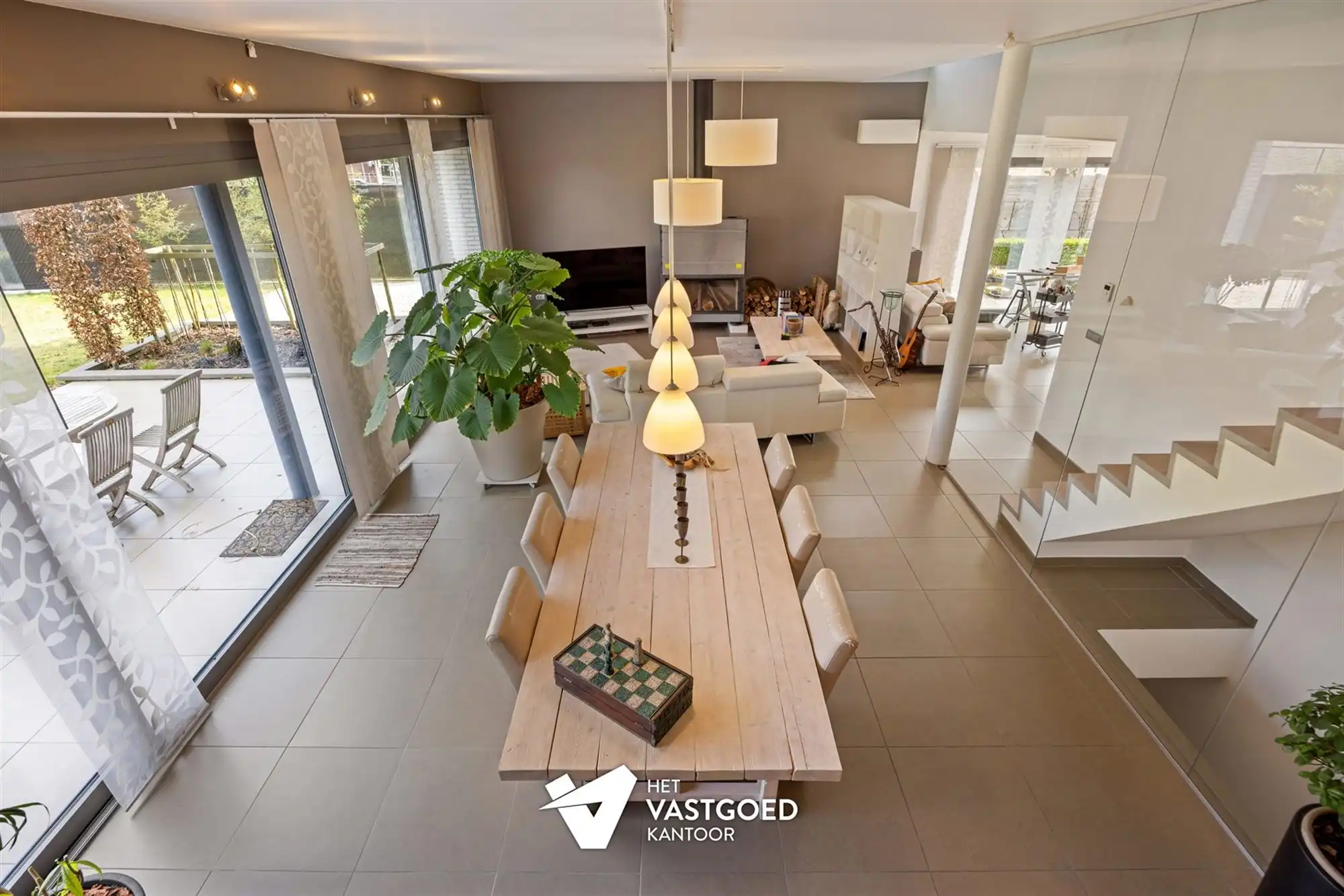 PRACHTIGE, RUIME EN ENERGIEZUINIGE WONING OP MOOI PERCEEL foto 10