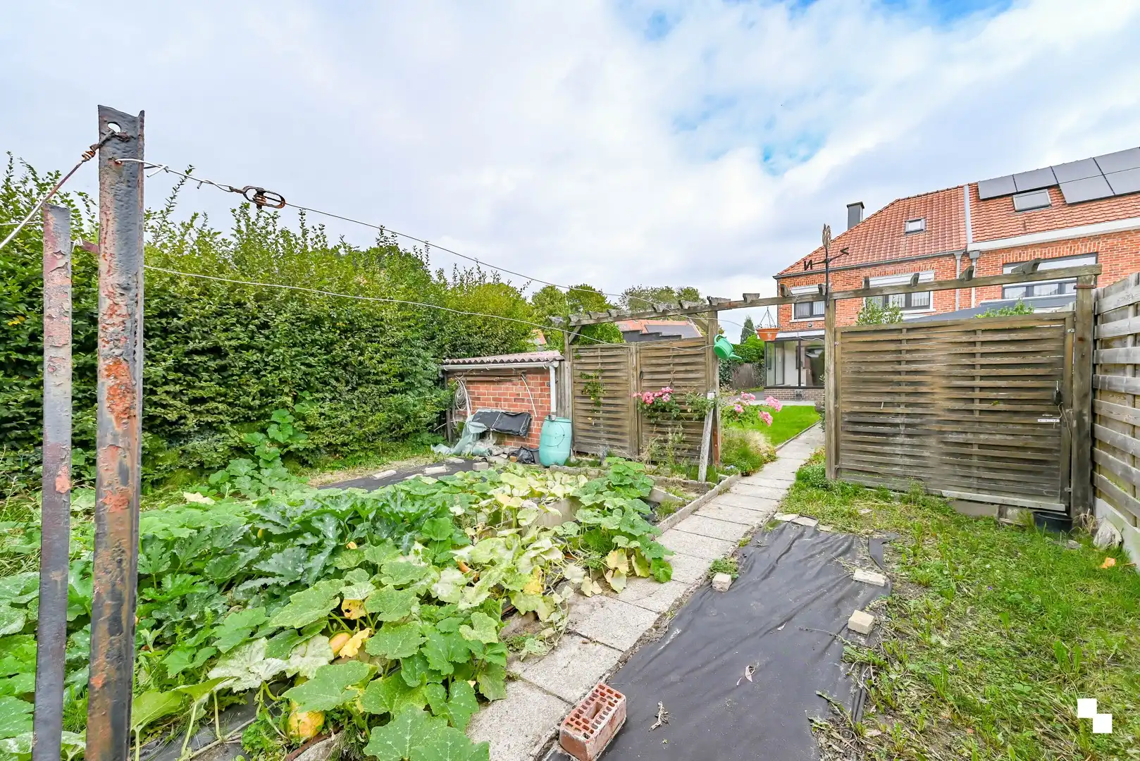 Gezellige, te moderniseren halfopen woning in rustige buurt te Izegem foto 15