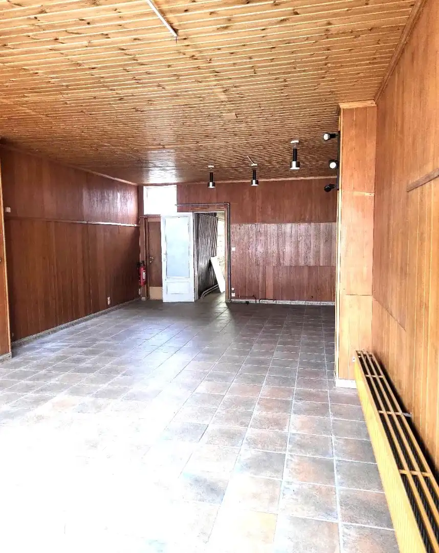 Te renoveren (handels-)woning. foto 2