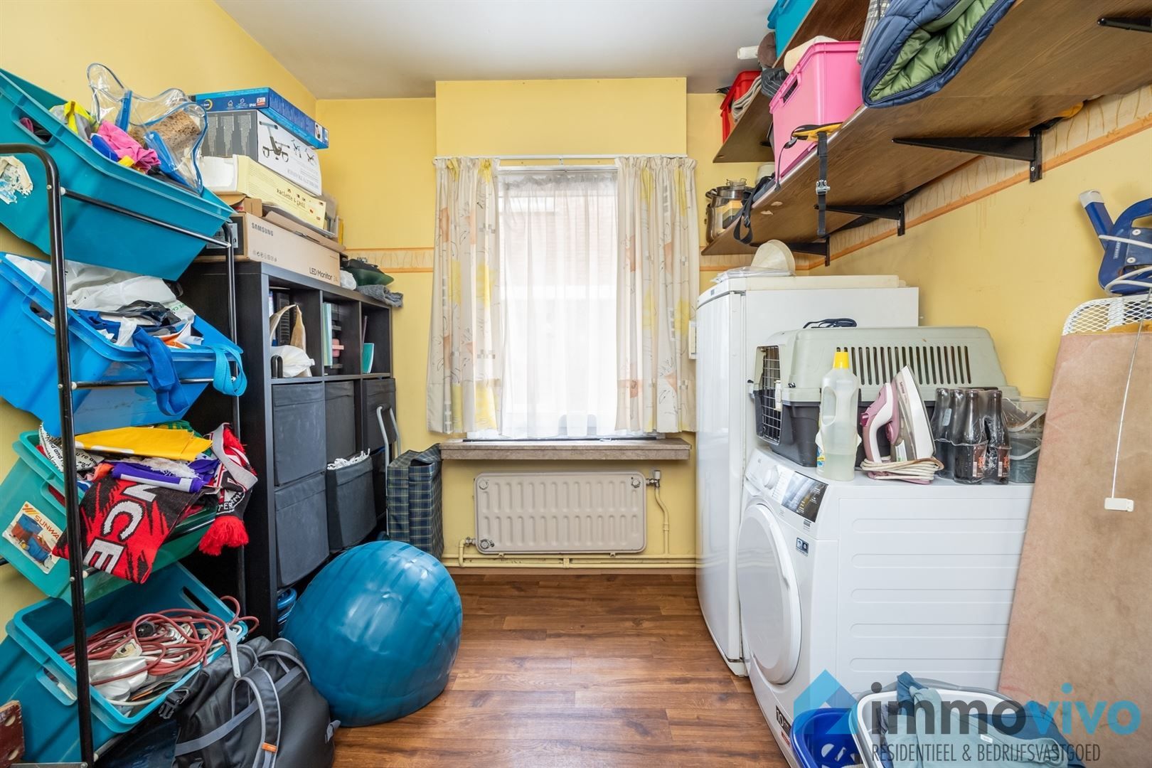 Ruim gelijkvloersappartement met 3 slpk's en koer foto 11