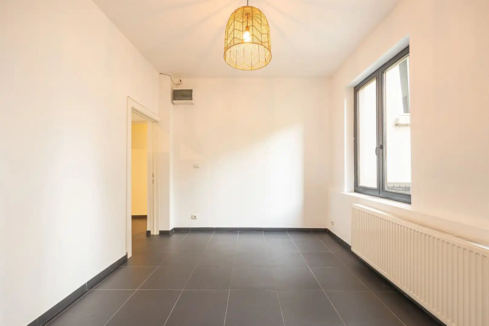 Gerenoveerd appartement in de gezellige Kloosterstraat foto 15
