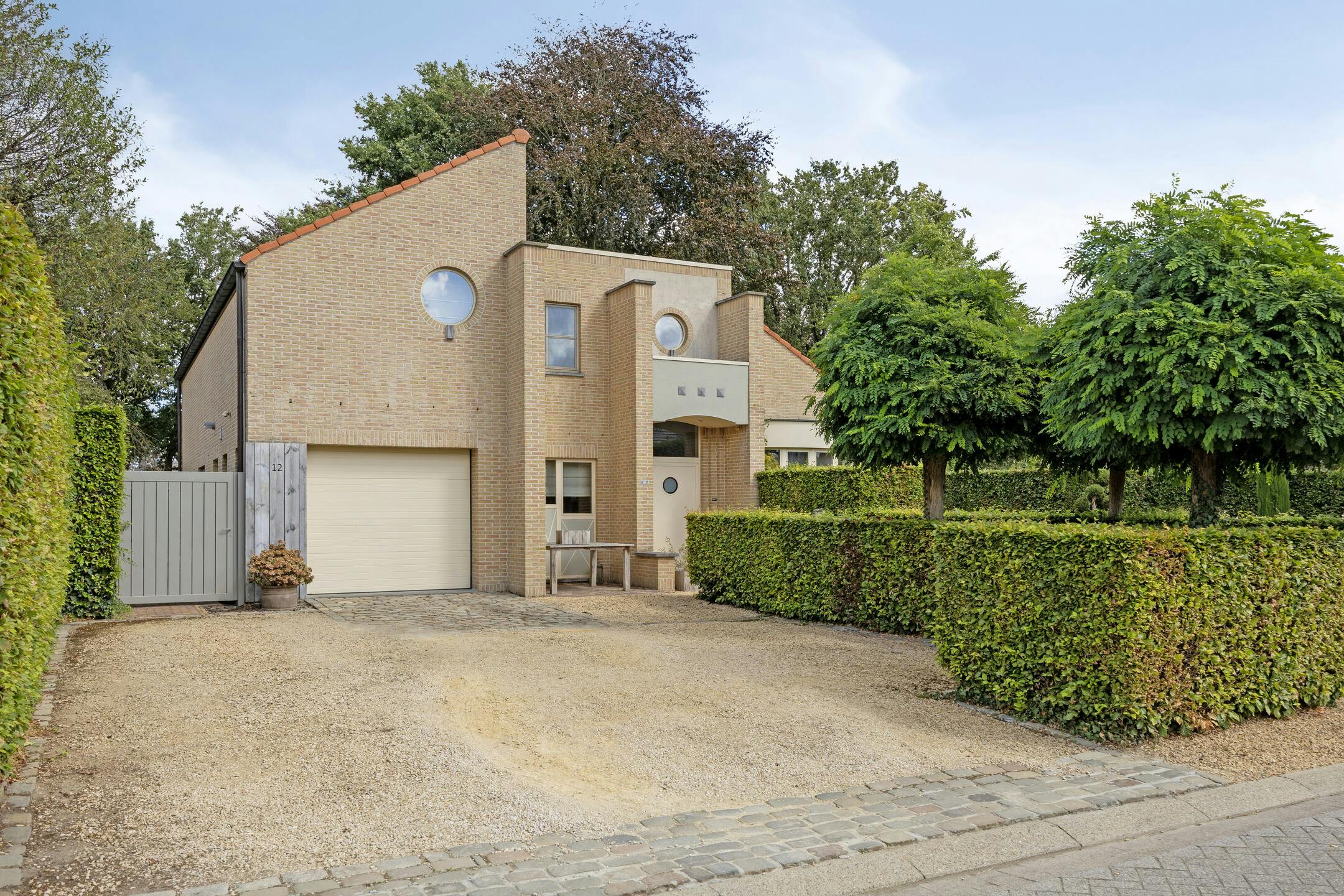 Vrijstaande woning te koop in Olen foto {{pictureIndex}}
