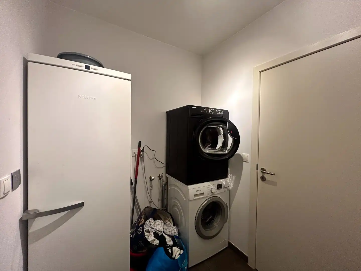 Recente halfopen bebouwing met 3 slaapkamers, garage en tuin te Vinkt! foto 12