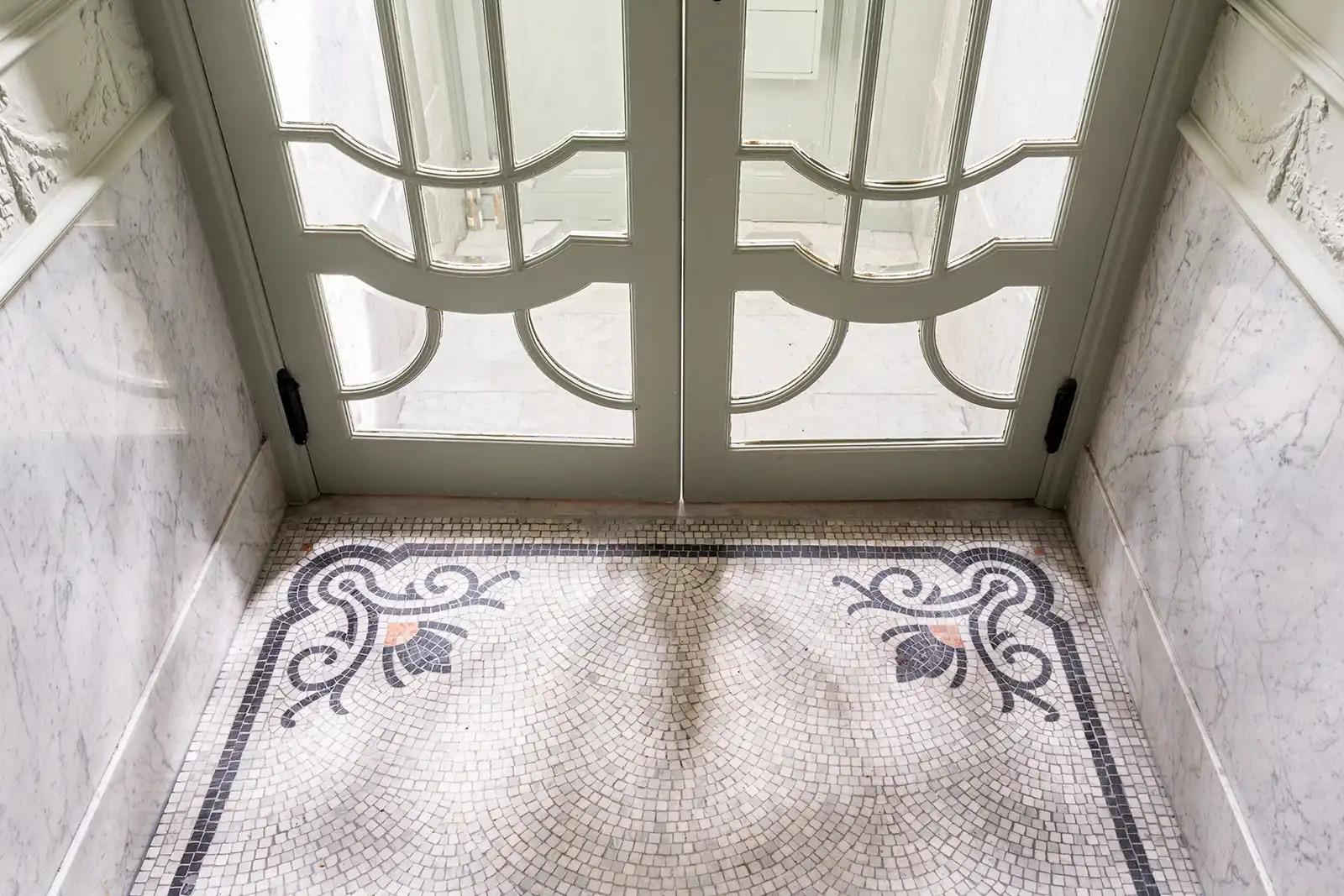 Stijlvol wonen op een gegeerde locatie foto 4