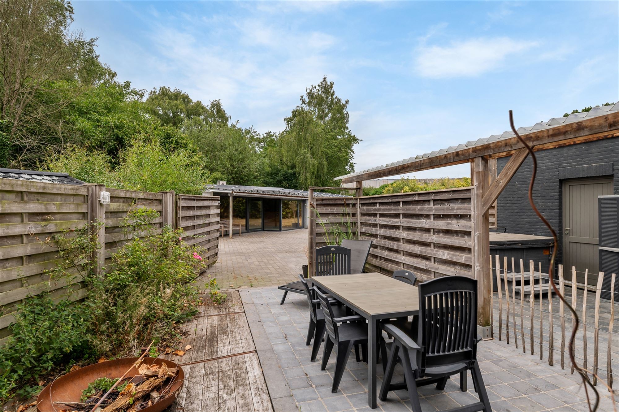 RUIME WONING (213M2) MET 5 SLAAPKAMERS + POLYVALENTE RUIMTE VAN 240M2 OP EEN PERCEEL VAN 18A91 foto 34