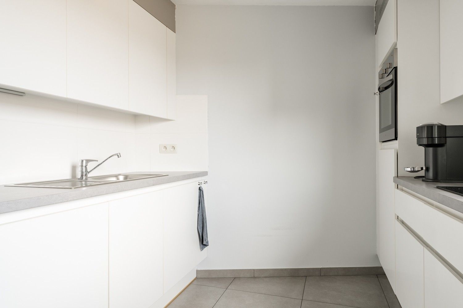 Mooi 2 slaapkamer appartement op een gunstige ligging foto 12