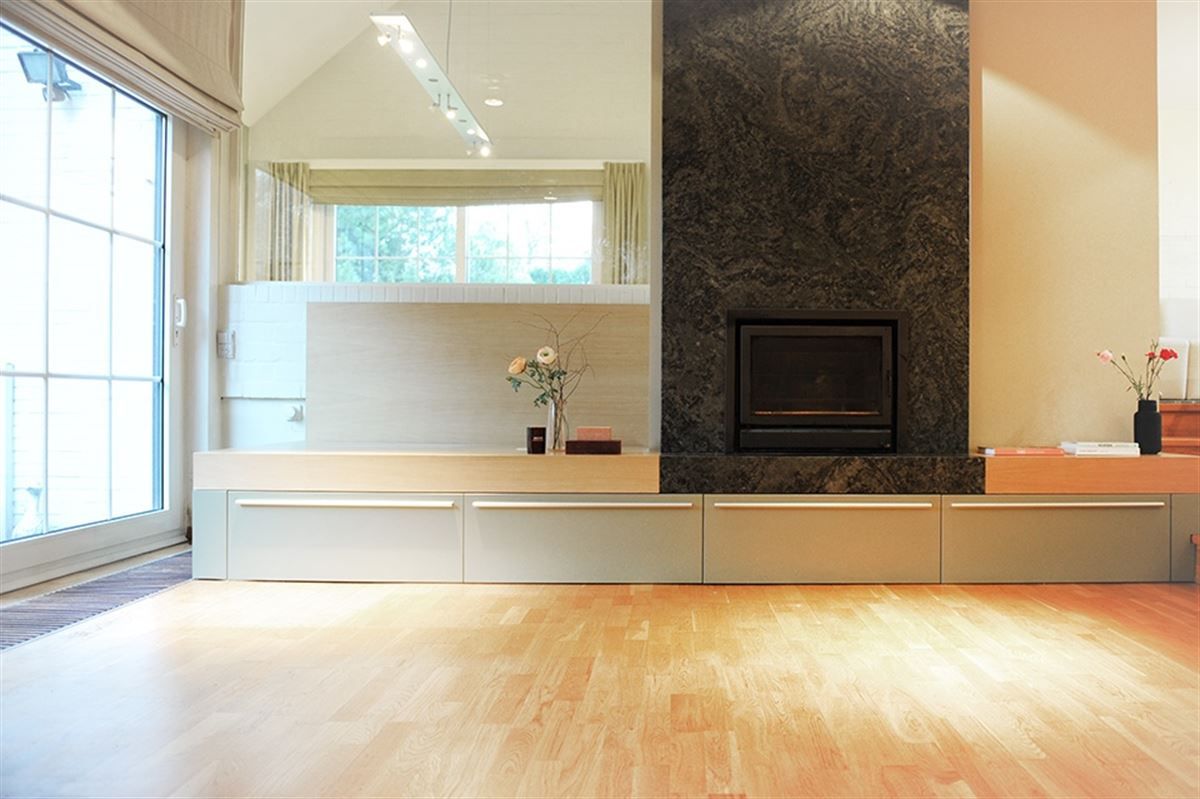 Op te frissen villa op toplocatie foto 8