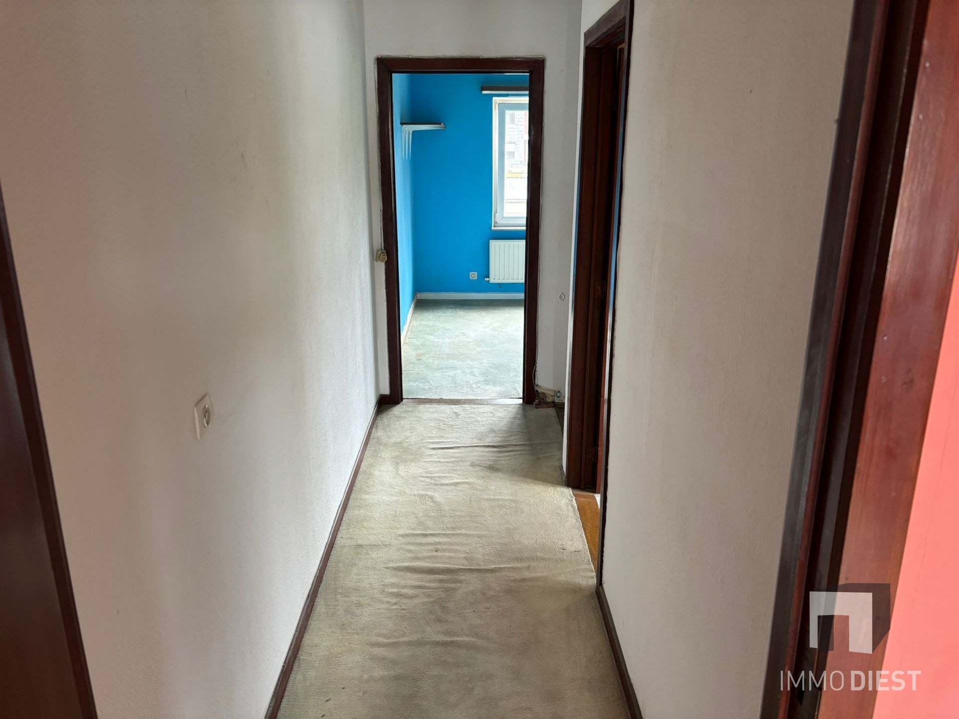 Leuke woning met tuin nabij het centrum - op te frissen foto 5