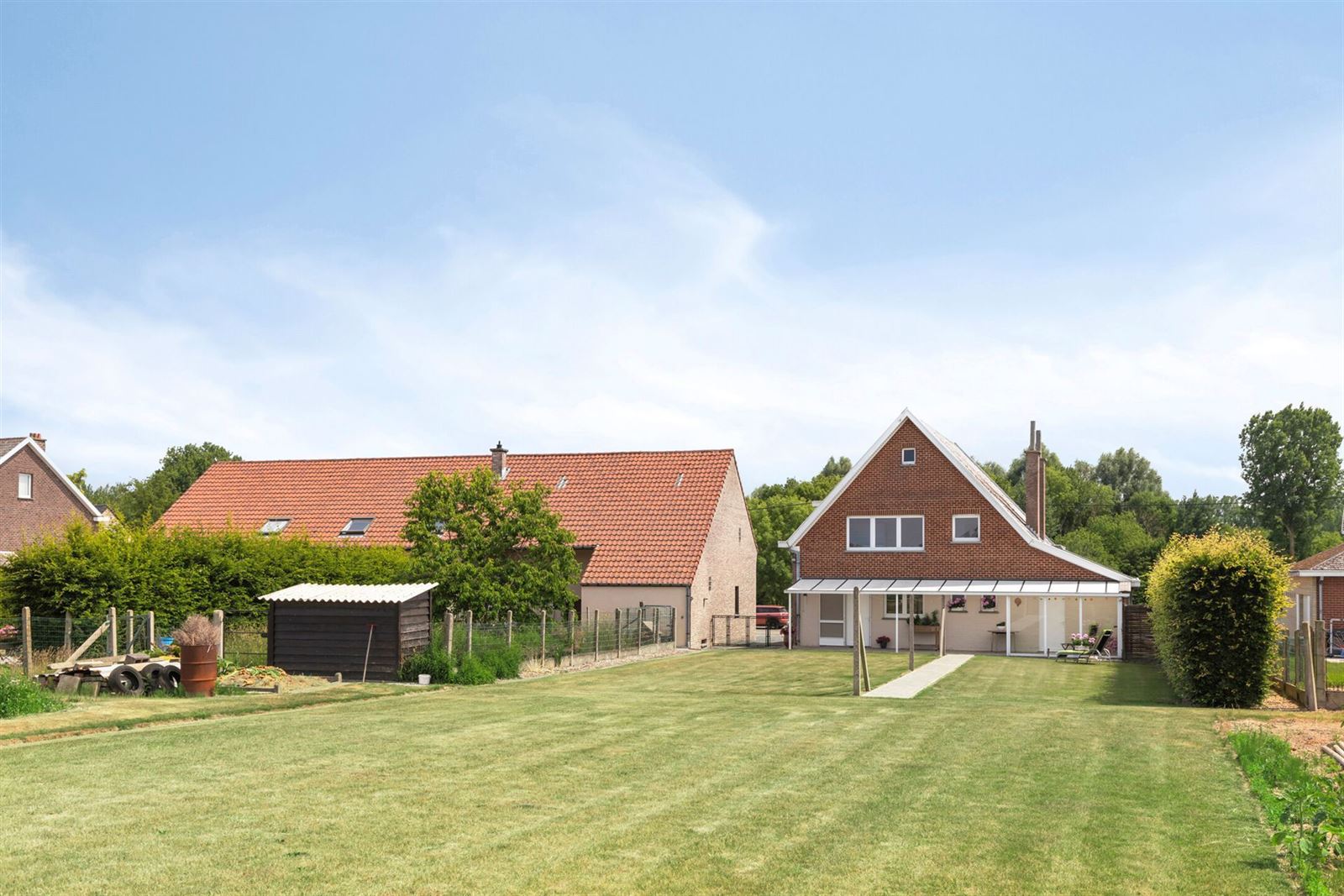4-gevel woning te koop op 67 are  foto 30