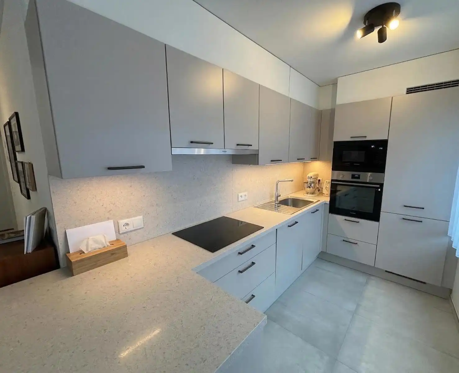 Gerenoveerd appartement met 3 slpk + garage in Mechelen foto 4