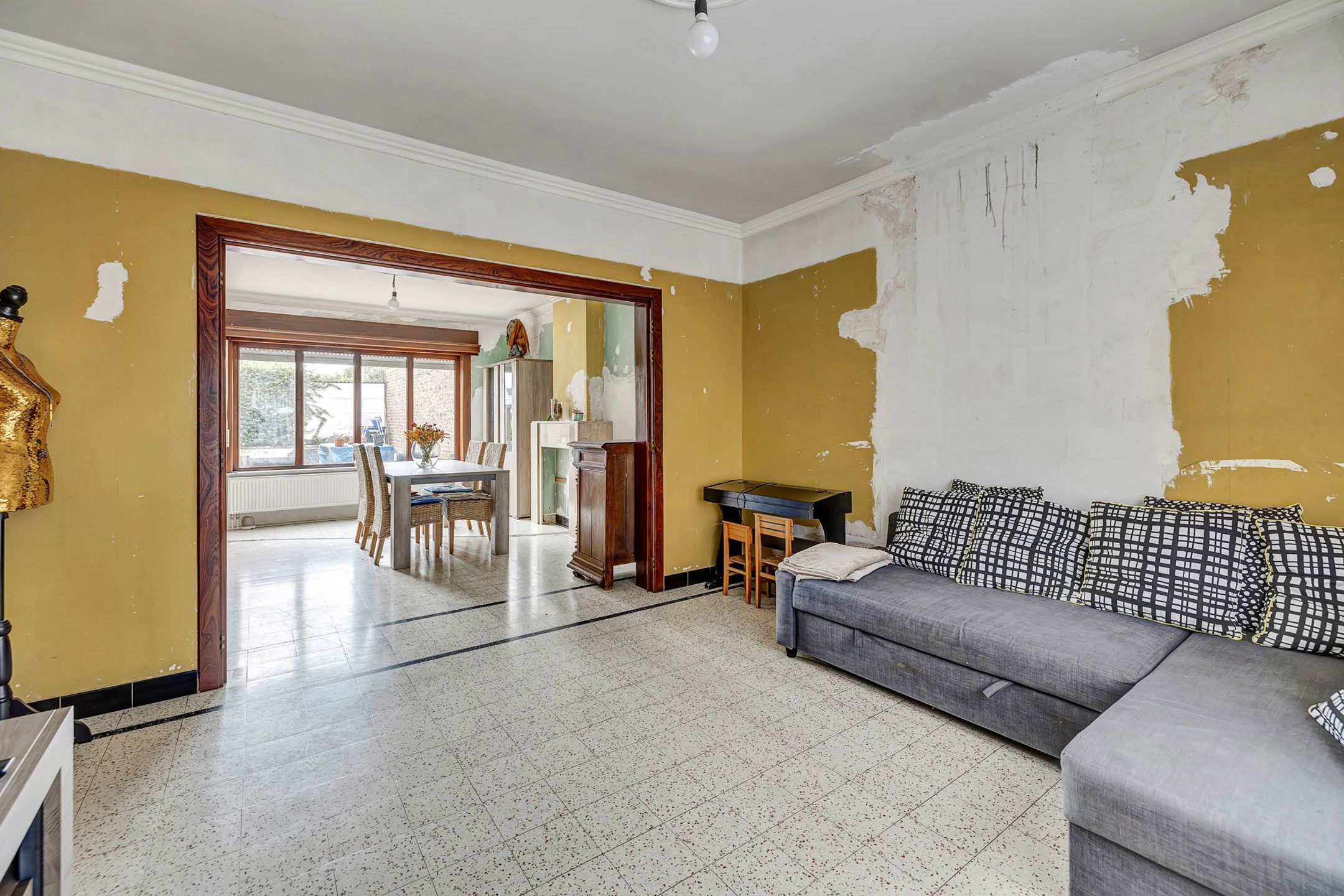 Verder af te werken woning nabij het centrum van Ninove foto 6