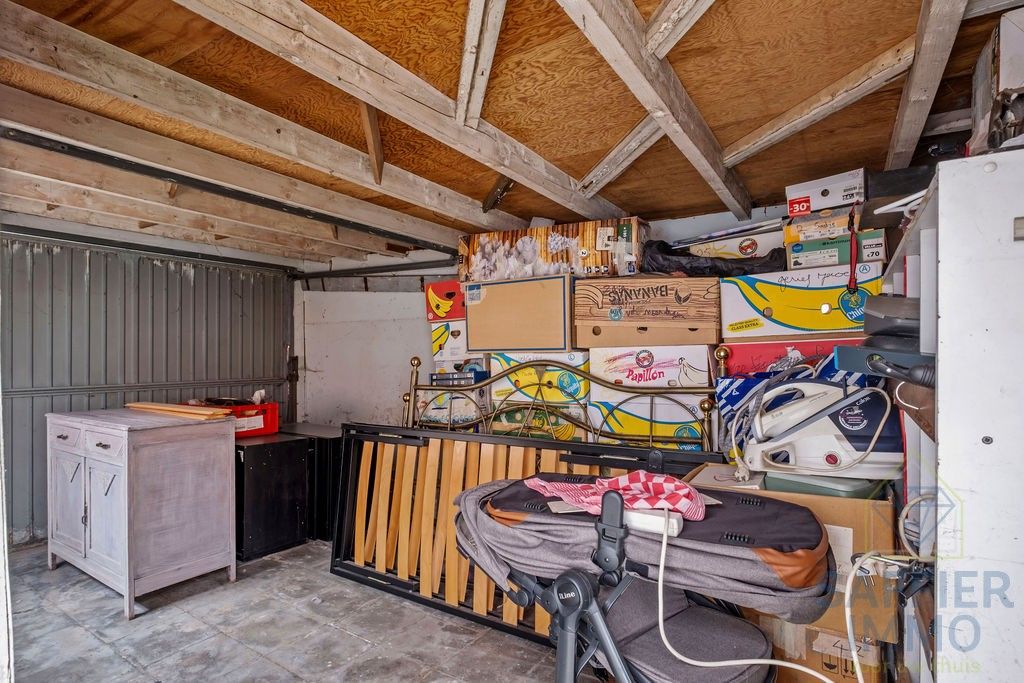 Halfopen bebouwing met zonnige tuin en 2 garages in rustige wijk te Izegem foto 26