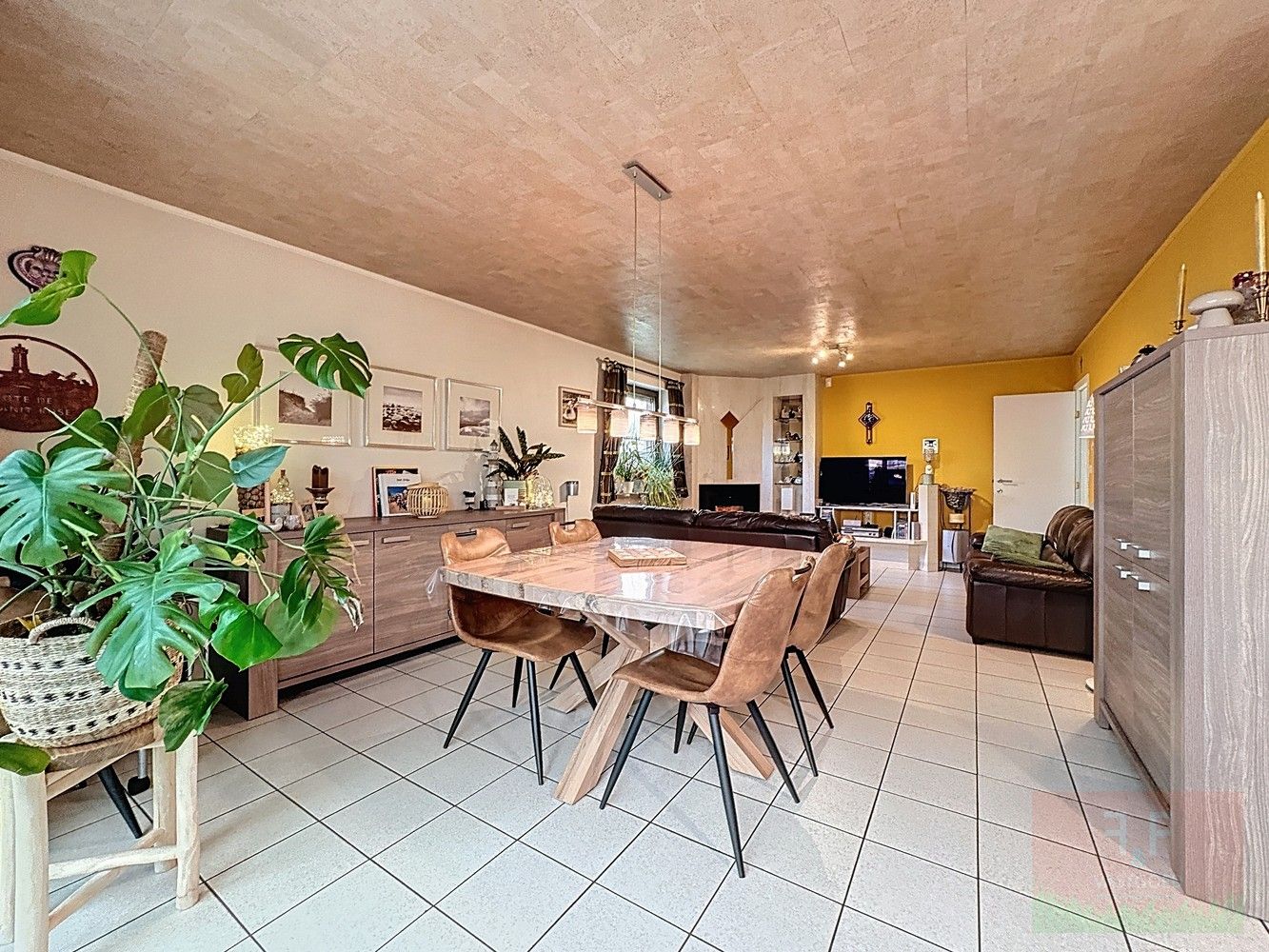 Instapklare energiezuinige vrijstaande bungalow met 3 slaapkamers en inpandige garage foto 3