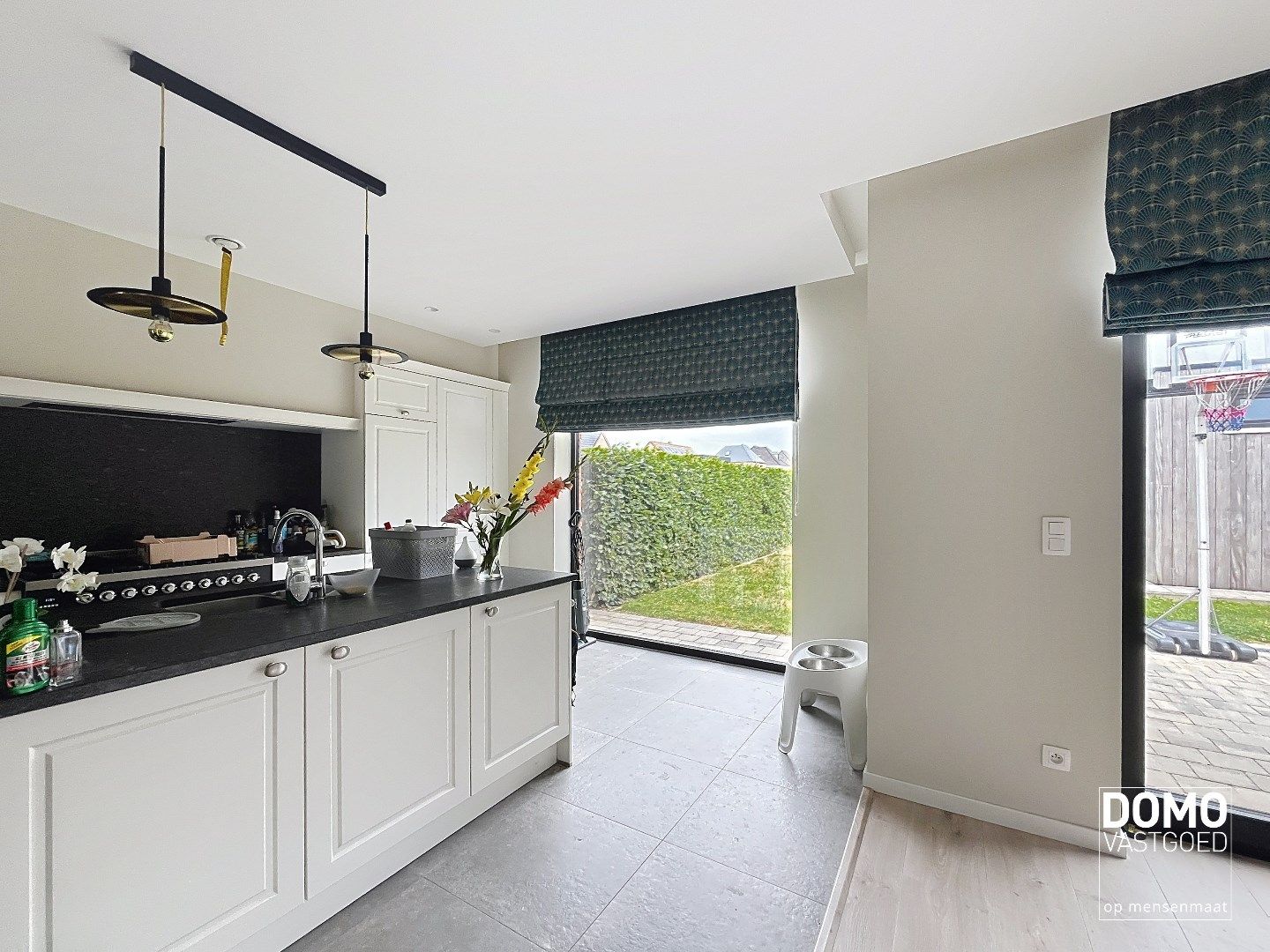 MODERNE WONING IN ALKEN MET TUIN, GARAGE, 4 SLAAPKAMERS EN 2 BADKAMERS foto 3