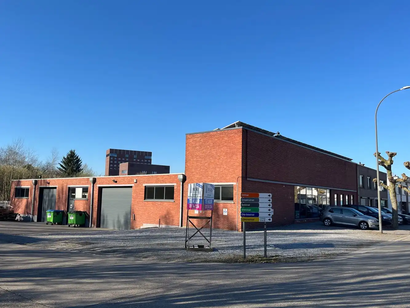 Bedrijfsgebouw +/- 775m² foto 30