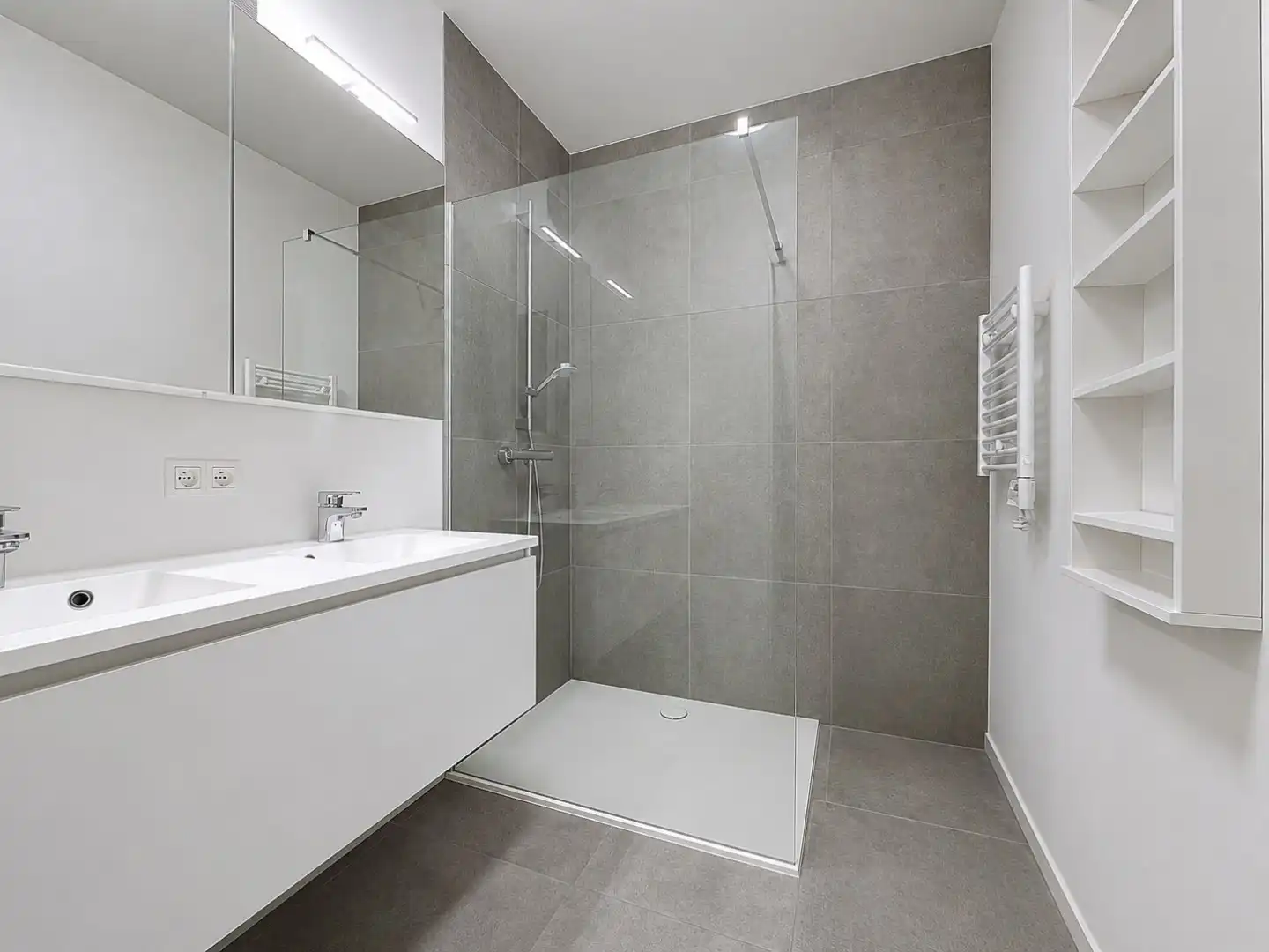 Te huur: ruim, luxueus appartement (95 m²) met prachtig uitzicht! foto 17
