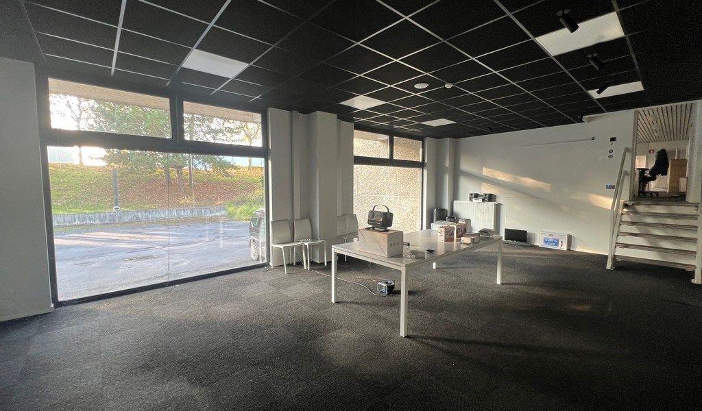 Bedrijfsgebouw met uitbreidingsmogelijkheden te koop in Ronse foto 22