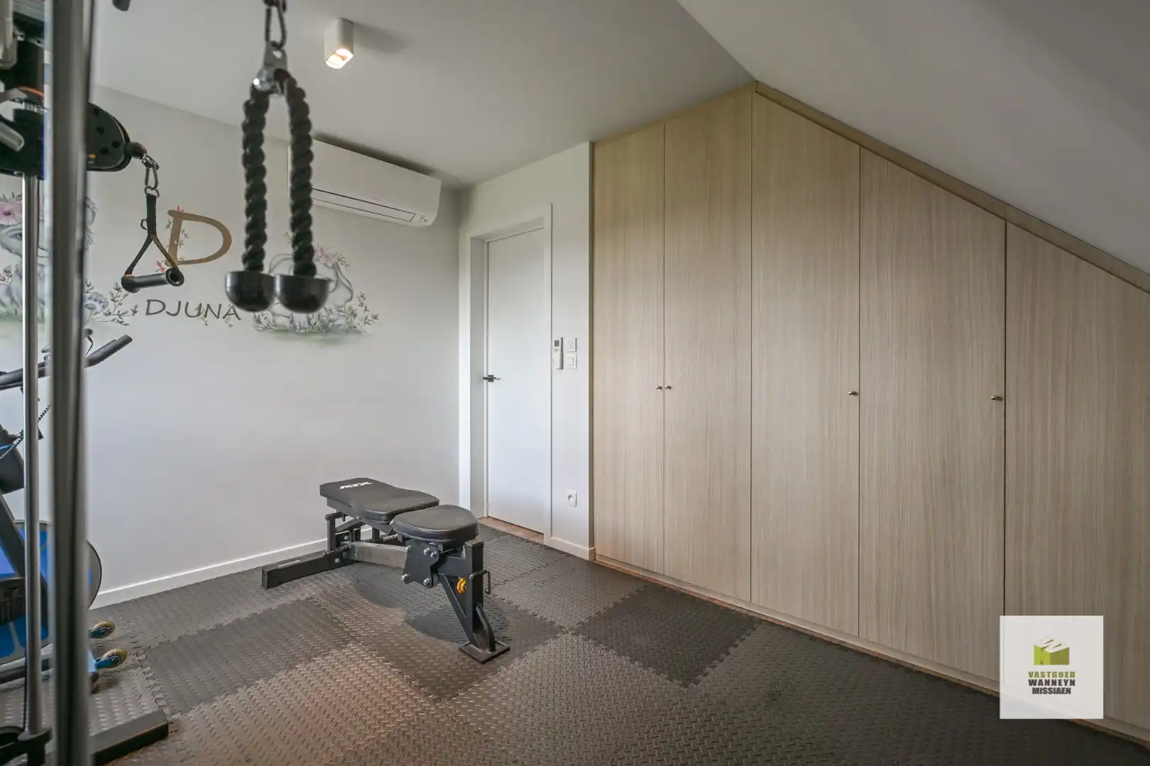 Recente energiezuinige woning met 3 slaapkamers, garage en tuin in doodlopende straat te Oedelem foto 15