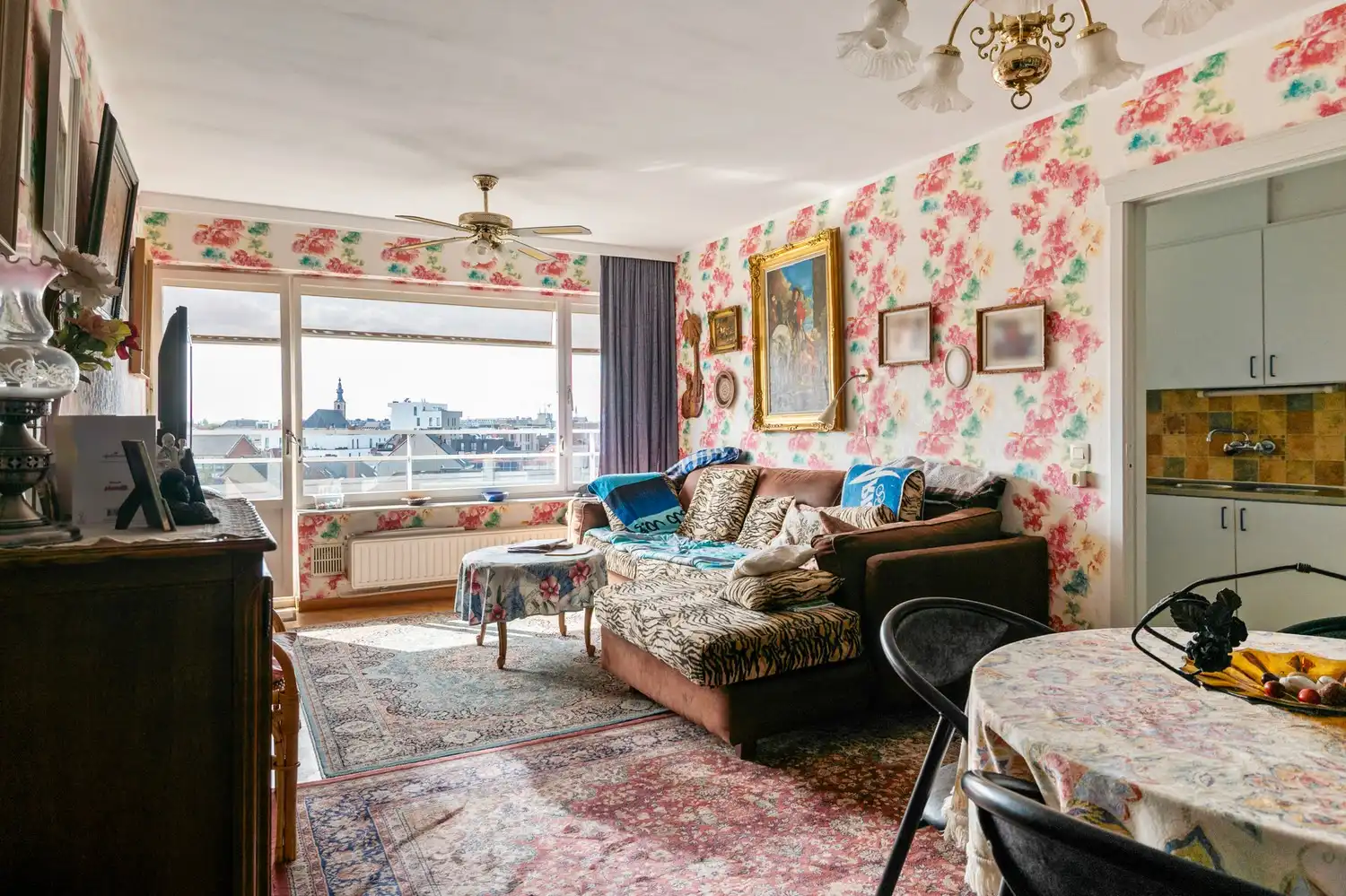 Appartement met 2 slaapkamers en terras met prachtig uitzicht op de binnenstad. foto 10