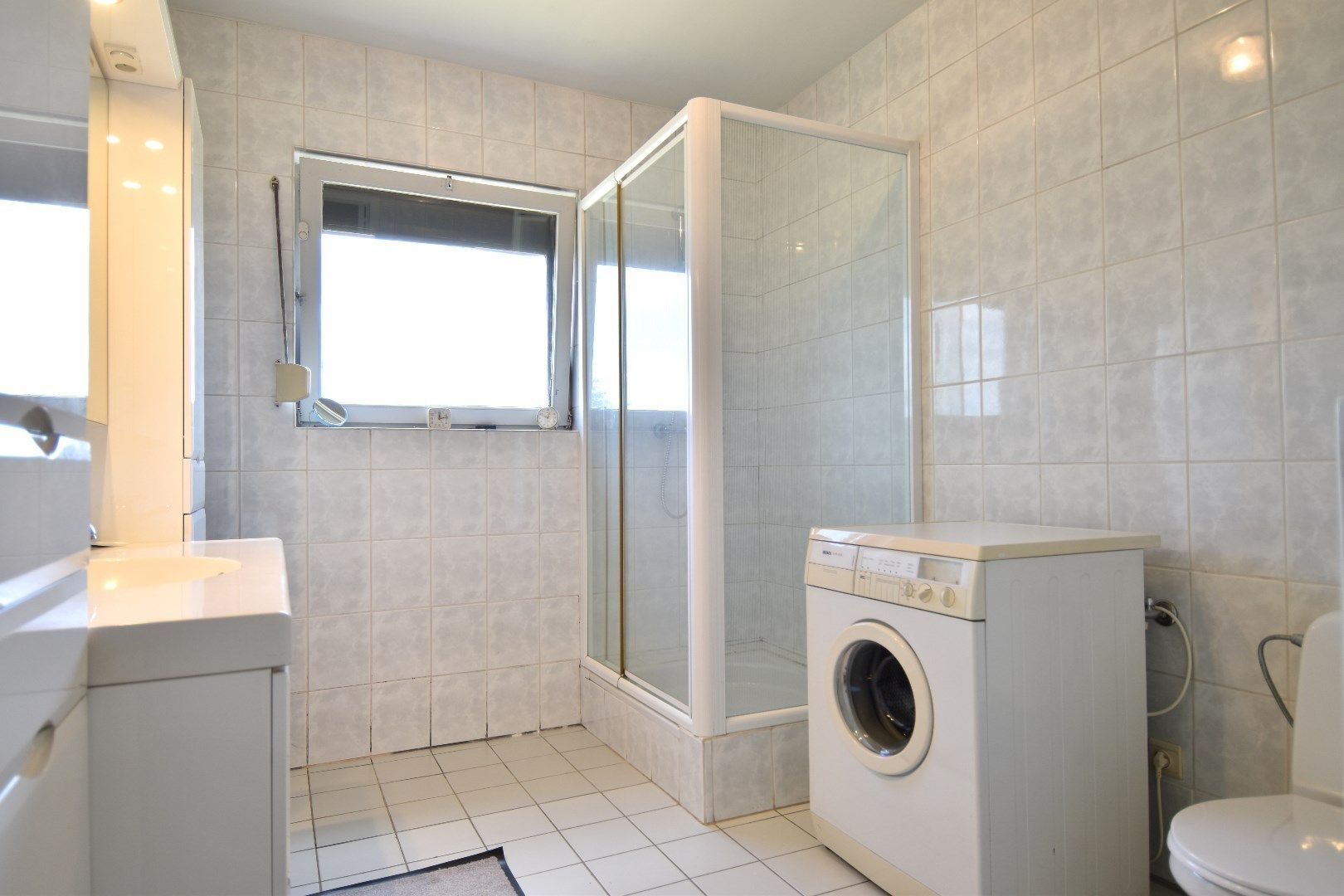 Instapklare bungalow met prachtige tuin en dubbele garage te koop in Bellegem foto 11