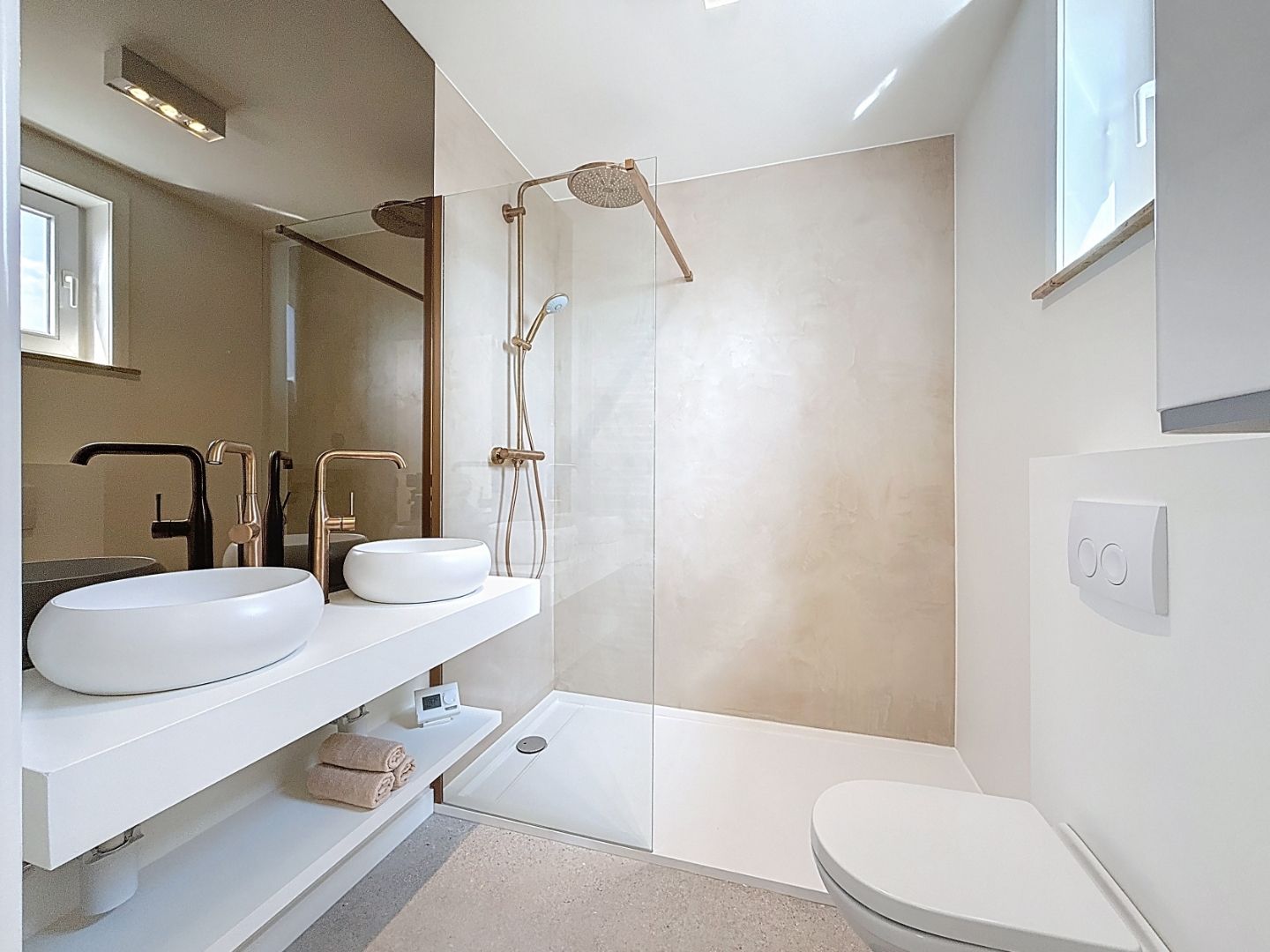 Luxueus gerenoveerde penthouse met twee ruime terrassen te Nieuwpoort foto 7