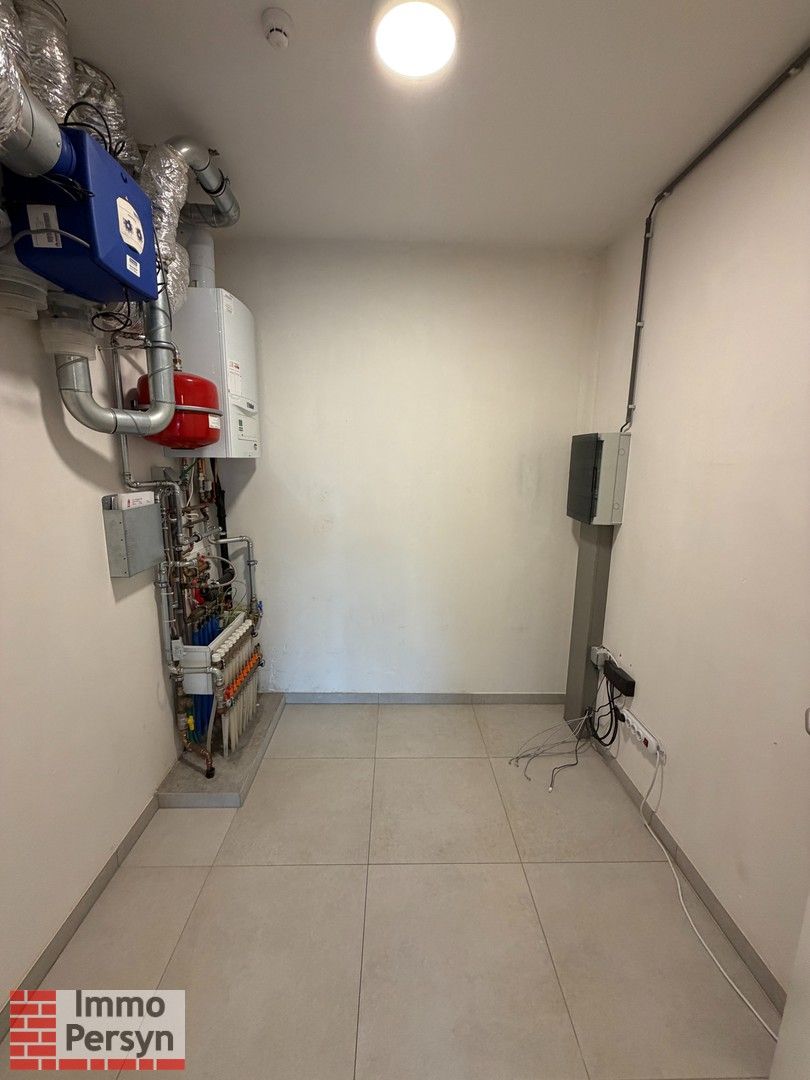 Gelijkvloers  3-slaapkamerappartement met terras foto 5