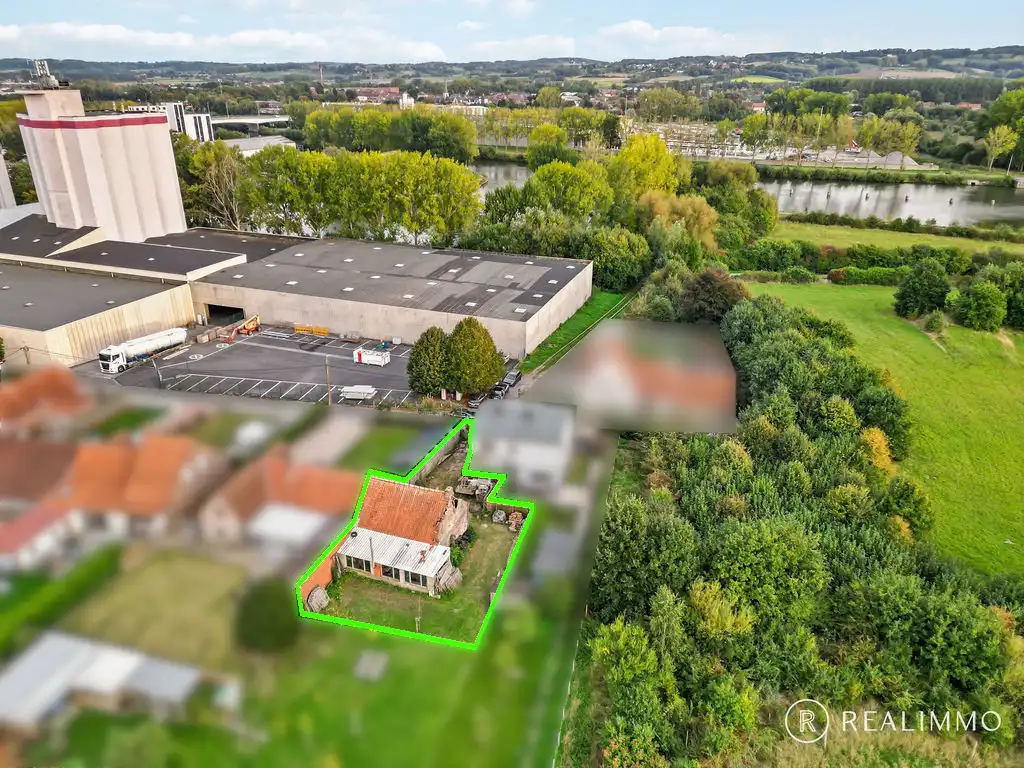 bouwproject op 350m² in rustige doodlopende straat foto 3