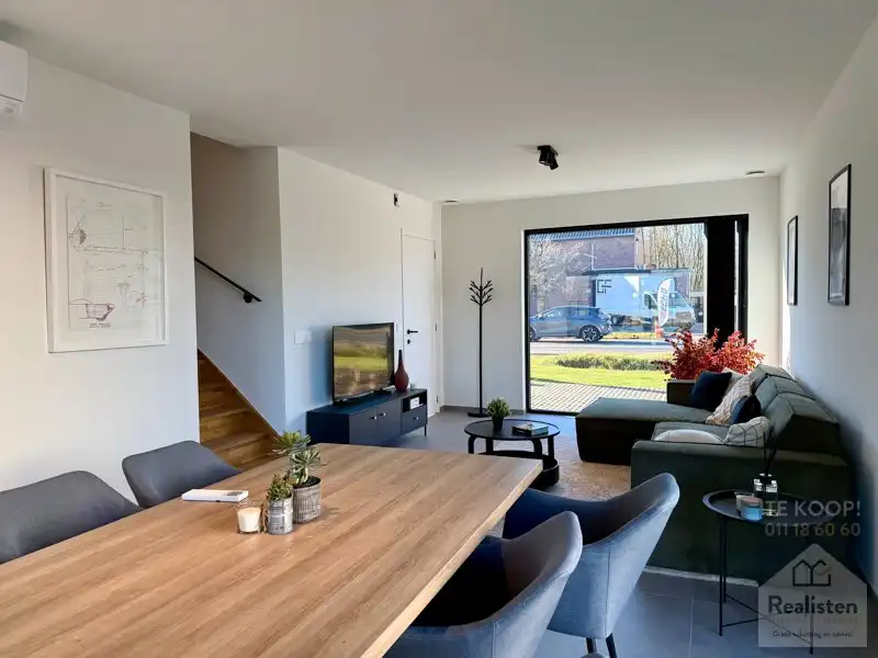Instapklare nieuwbouwwoning - OB met garage foto 18