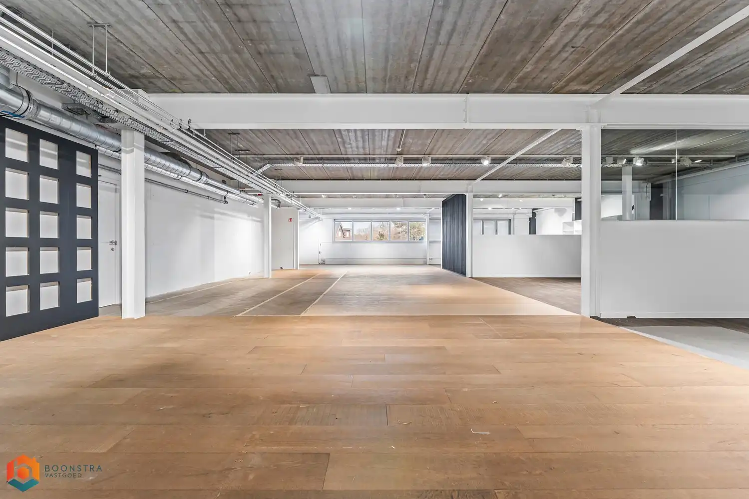 Kantoorruimte (335&nbsp;m²) met veel mogelijkheden op toplocatie foto 4