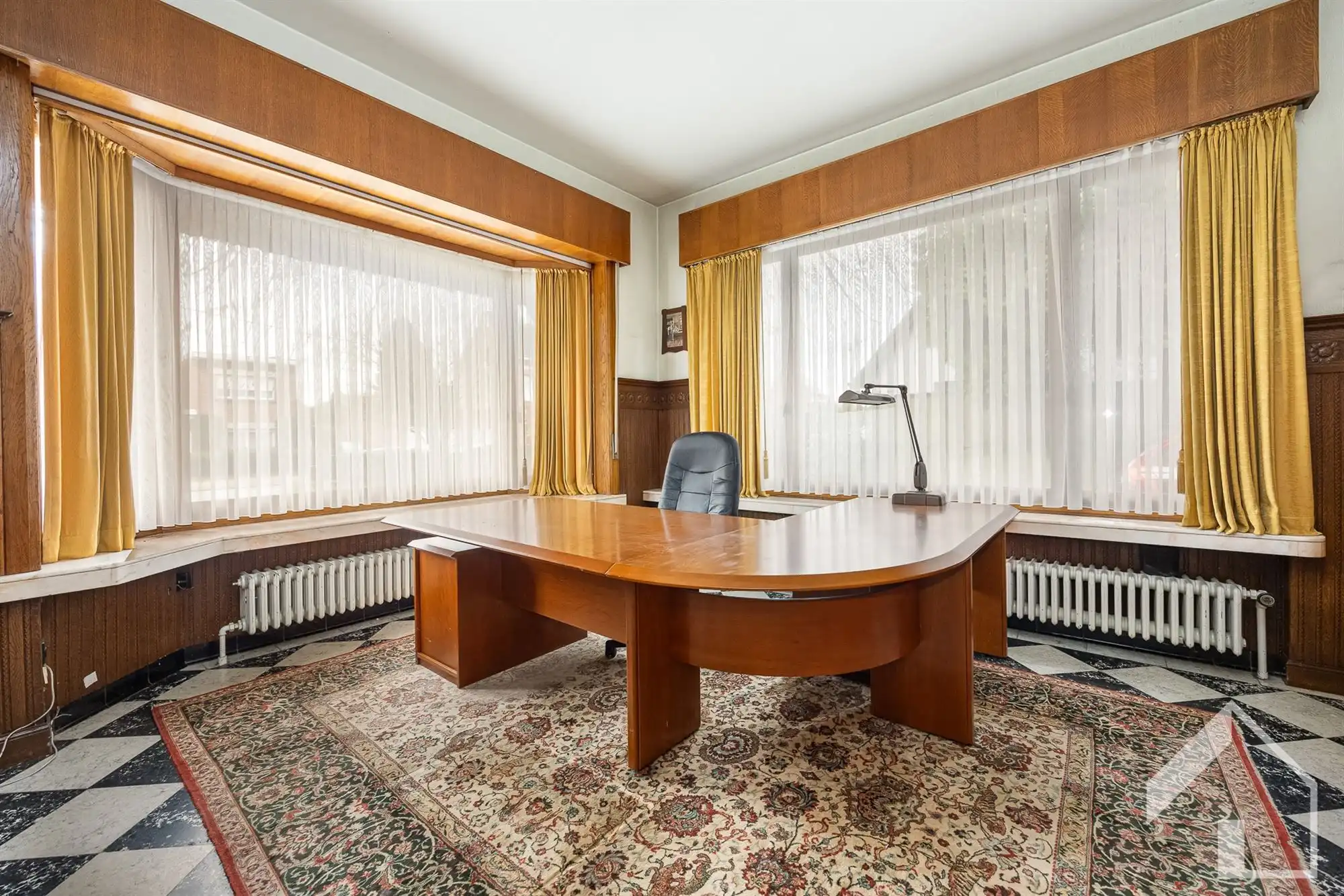 Te renoveren, karaktervolle villa in het centrum van Pulle foto 11