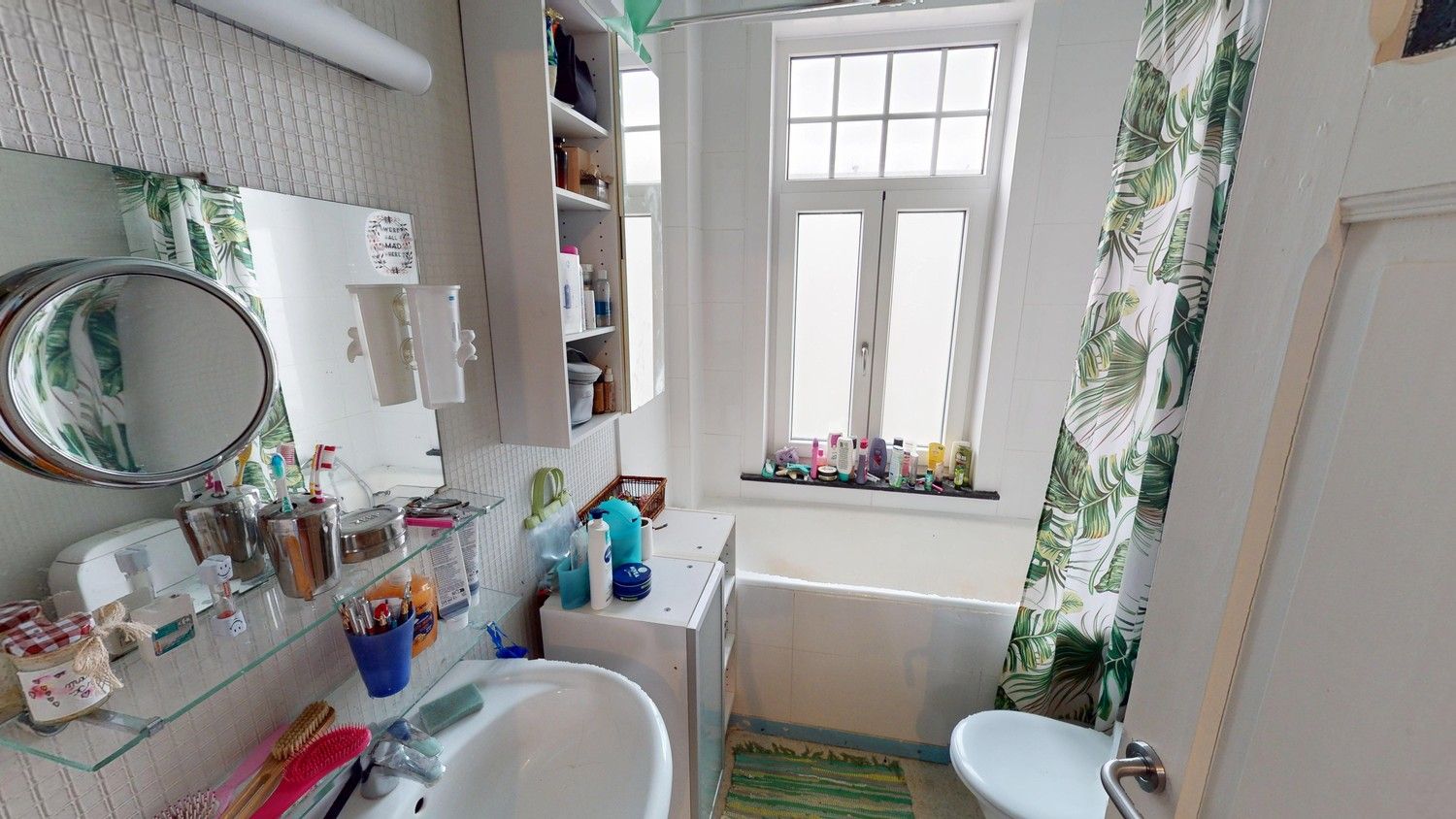 Te koop: Charmante halfopen villa in cottage stijl met ruime tuin en topligging! foto 9