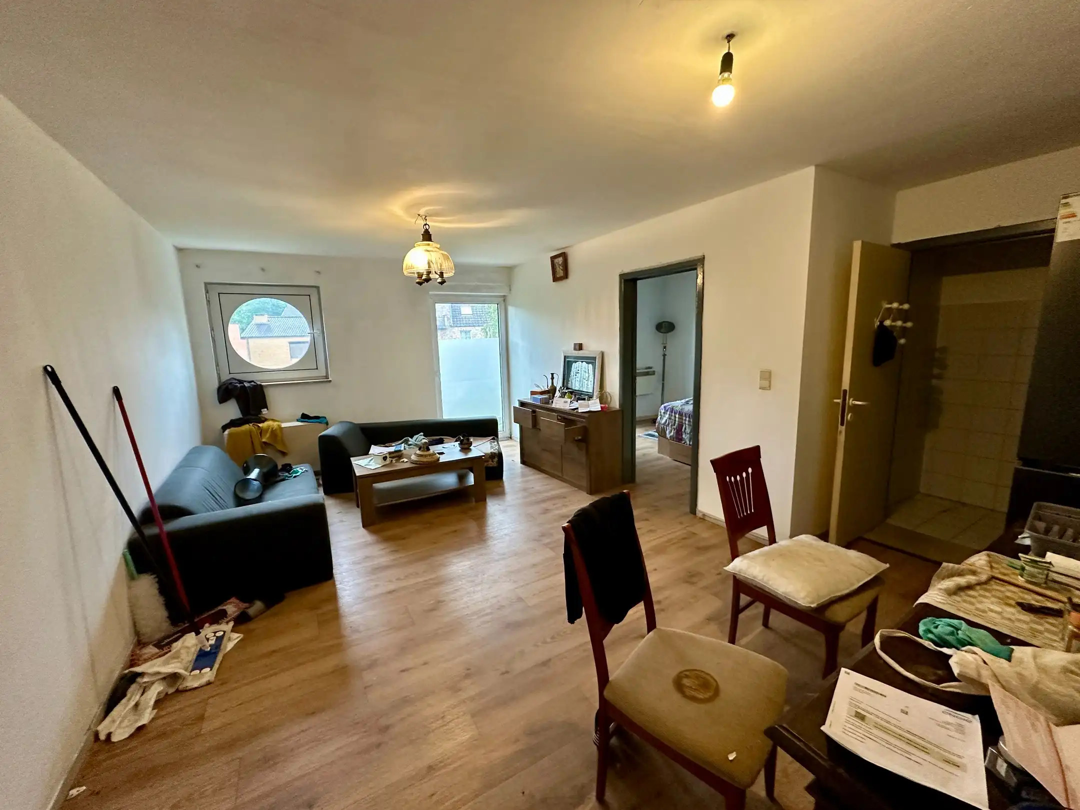 Unieke investeringskans, voor snelle beslissers: 1slkm app met kelderbeging en balkon te GENK foto 4