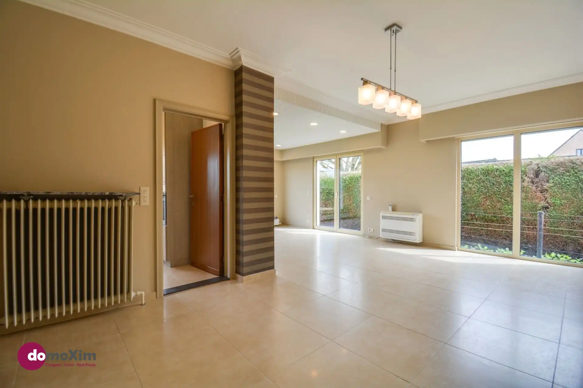 Ruime woning met kantoorruimte in het centrum van Hever foto 9