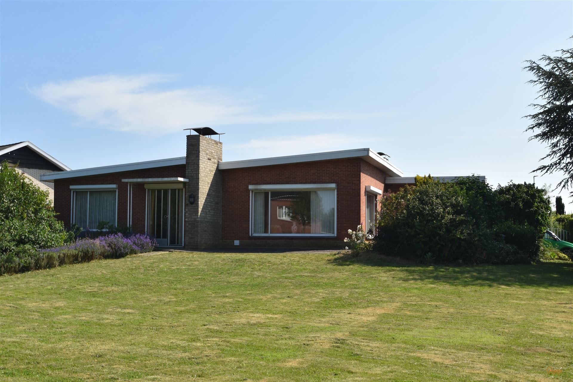 Hoofdfoto van de publicatie: Huis