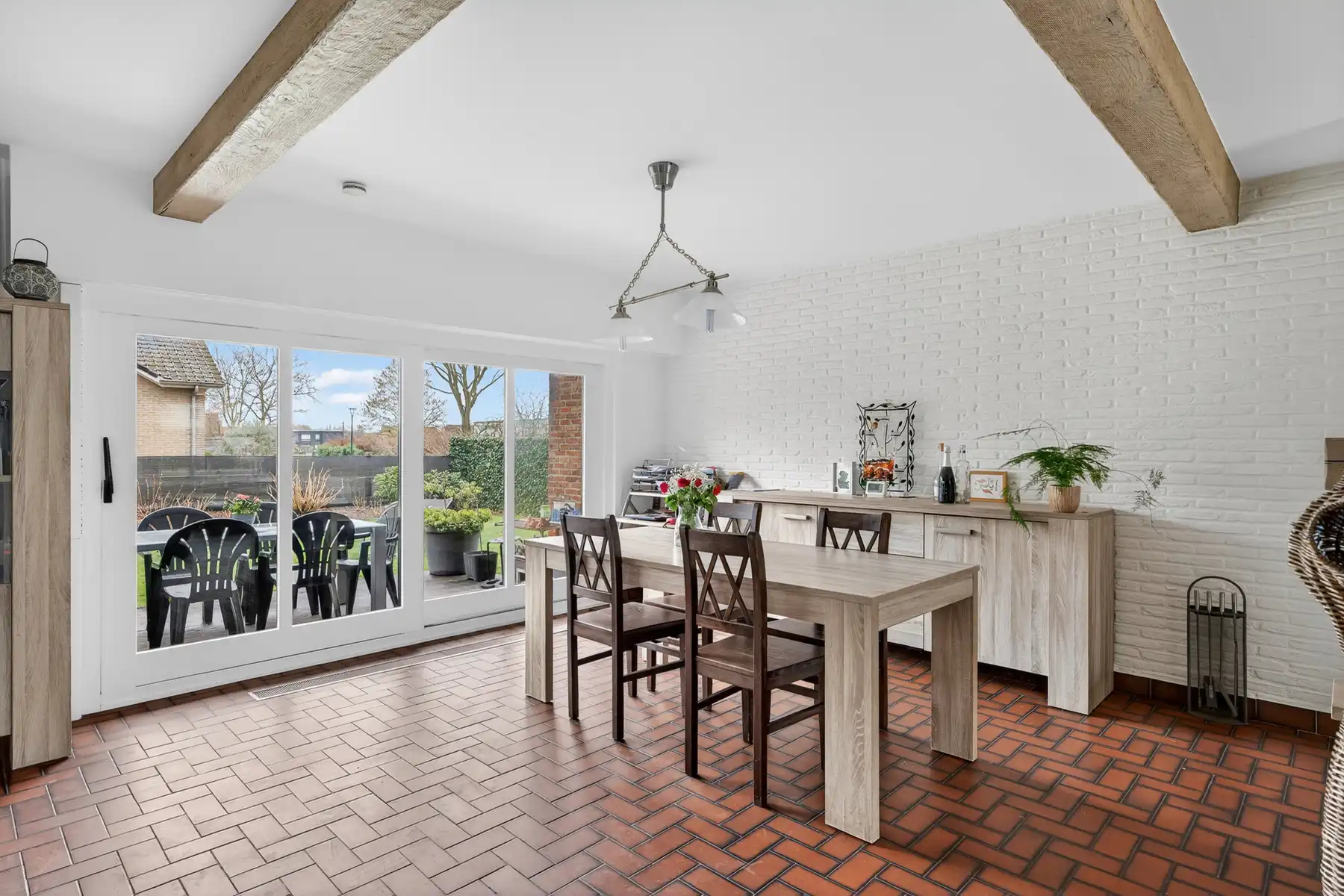 Alleenstaande 3 slpk. woning met tuin in residentiële wijk foto 2