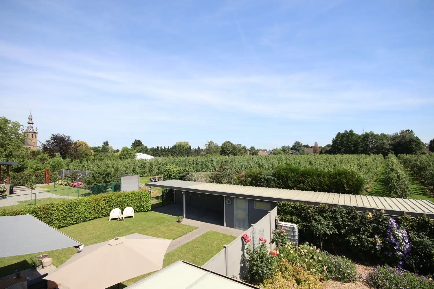 Zeer ruim duplexappartement met 3 slaapkamers in een groene omgeving foto 21