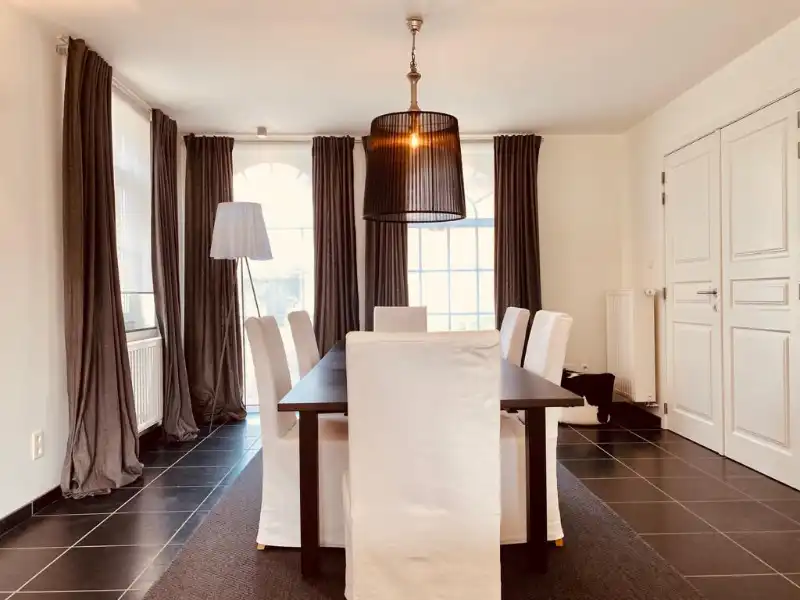 Prachtig afgewerkte 3 slpk-woning in een rustige woonwijk foto 8